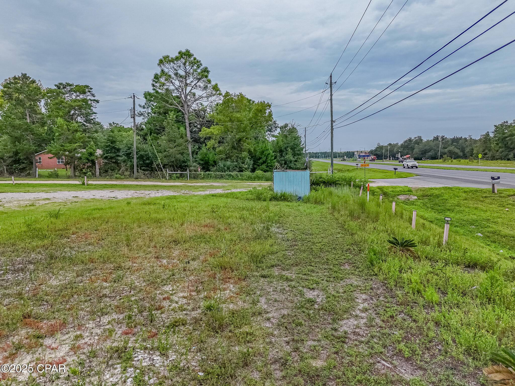 13712 Highway 77