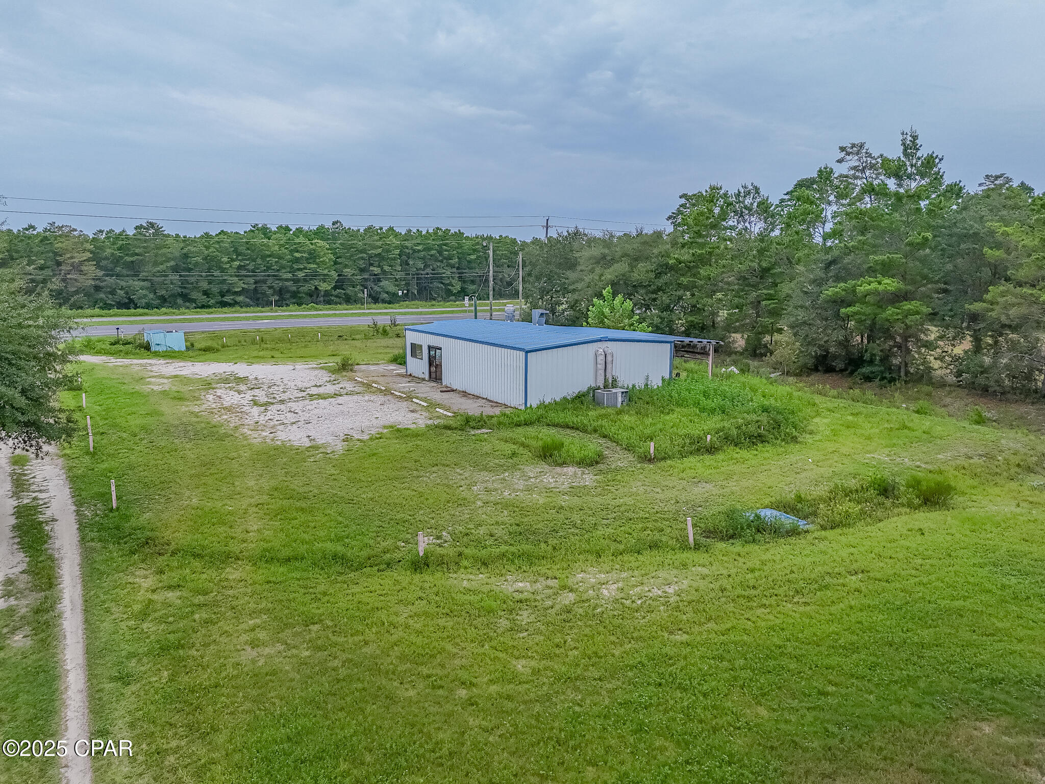 13712 Highway 77