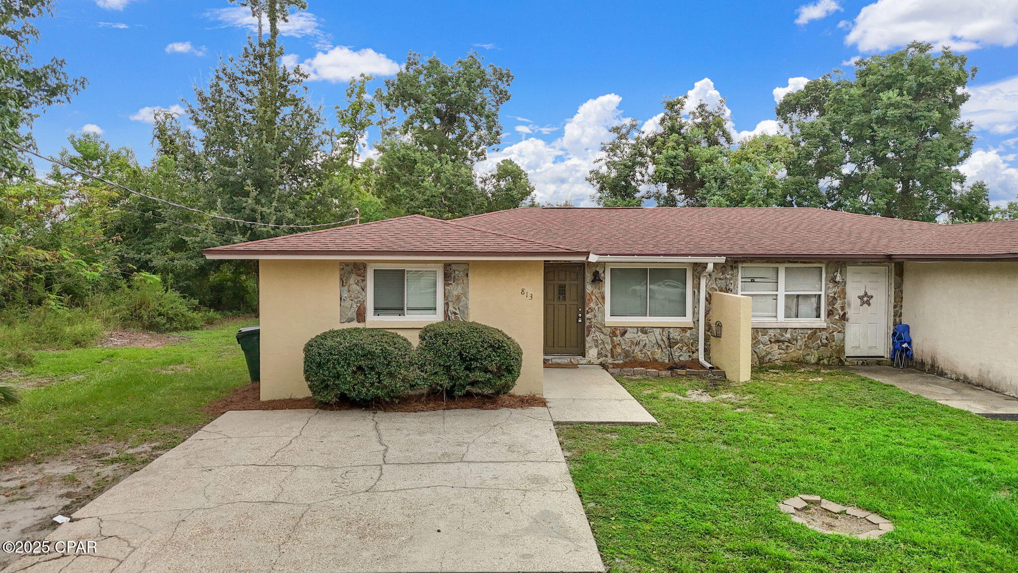 813 Bradford Circle