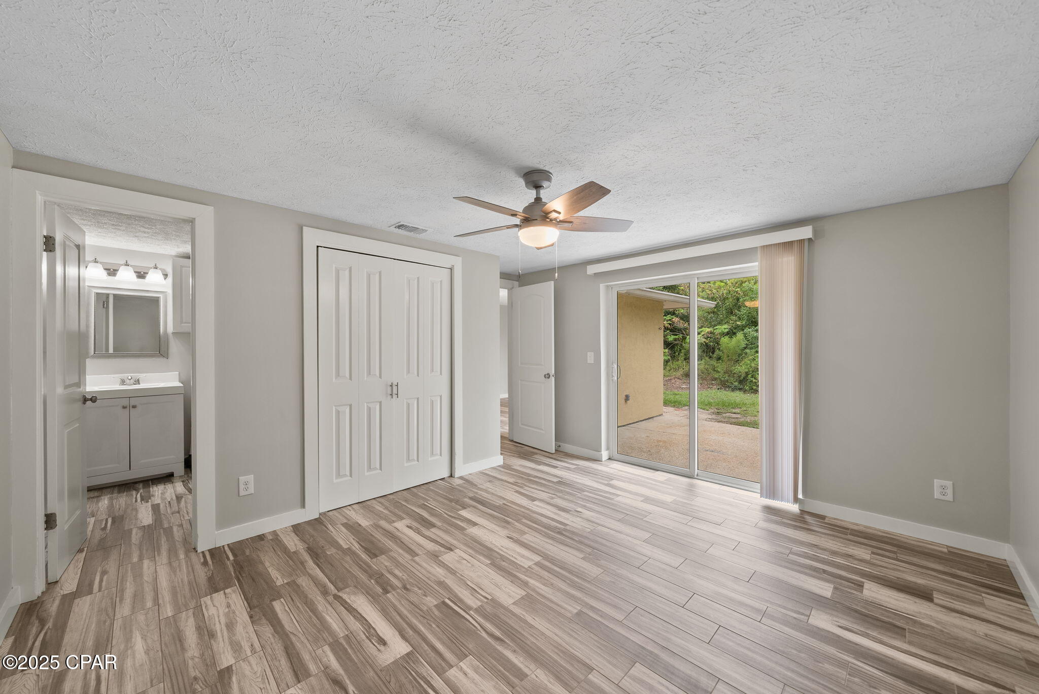 813 Bradford Circle