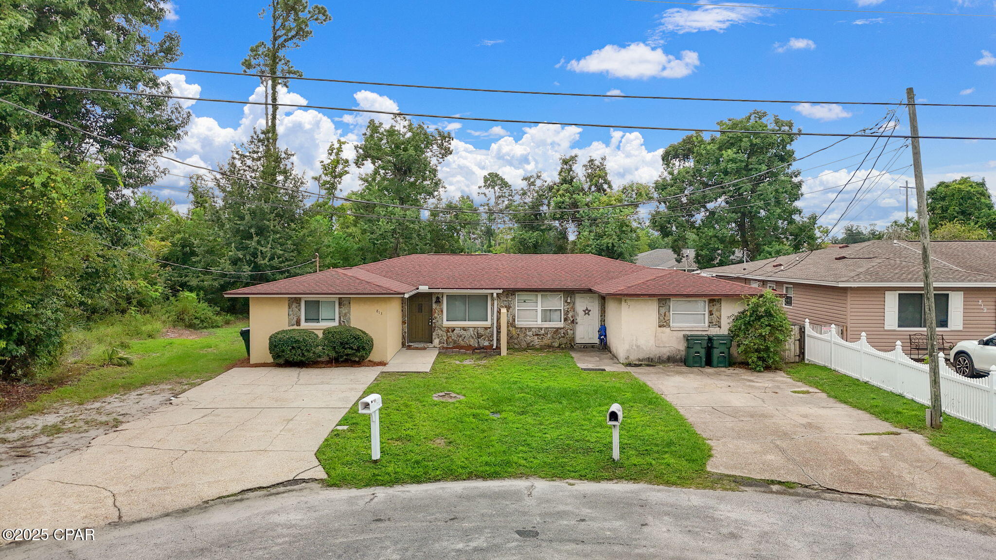 813 Bradford Circle