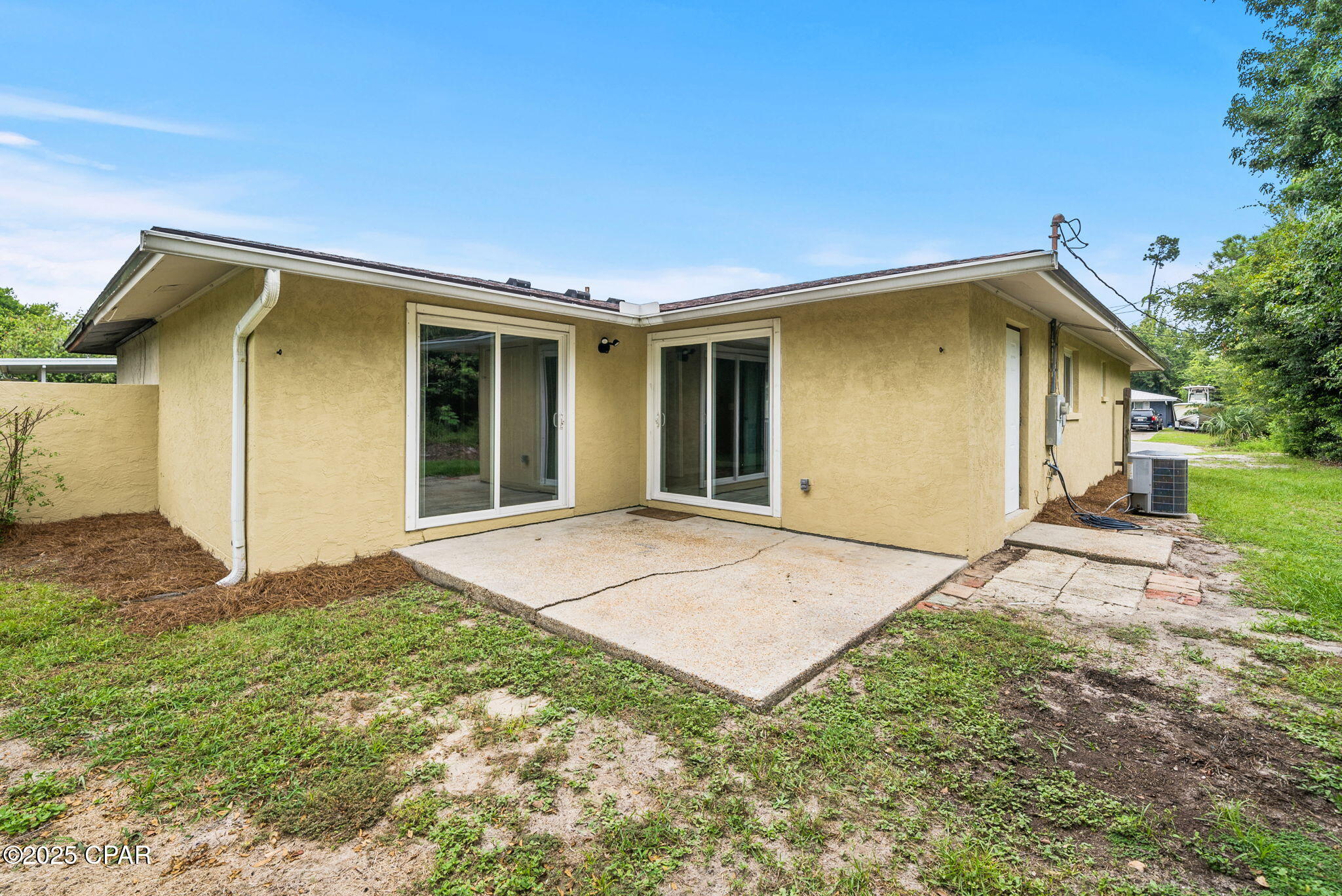 813 Bradford Circle