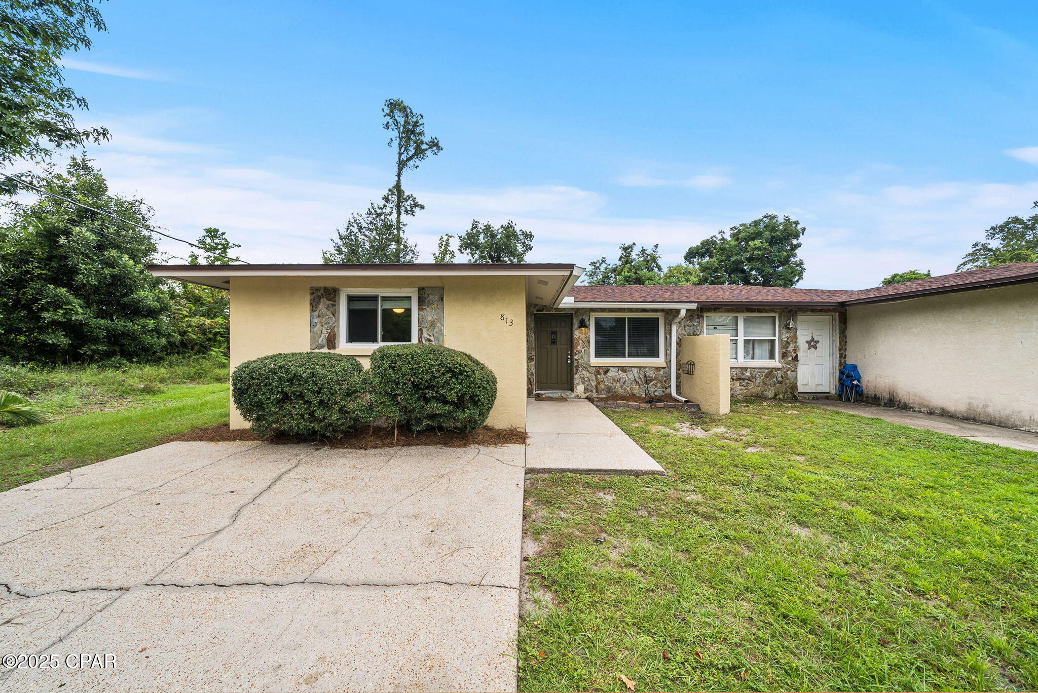 813 Bradford Circle
