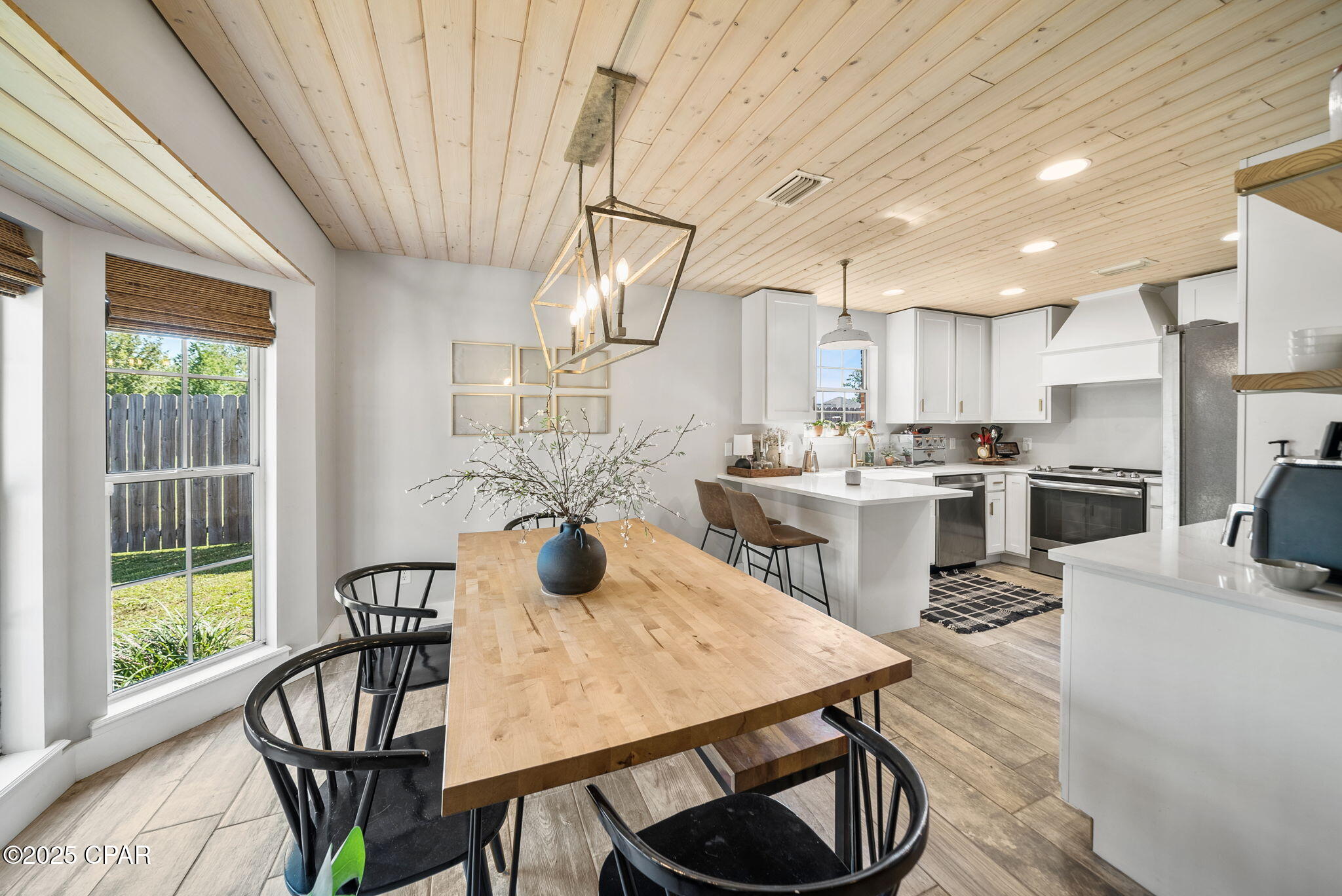 1809 Bowman Lane