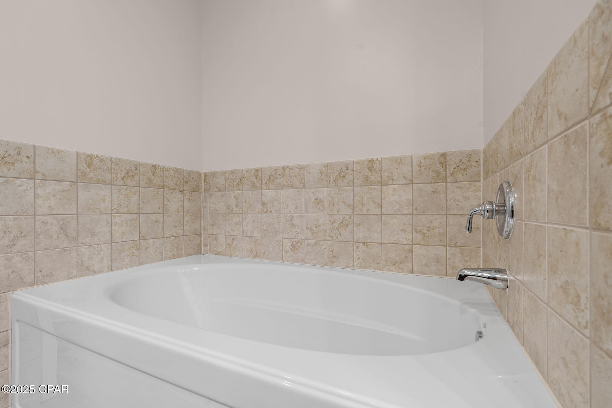 8700 Front Beach Road, 2101