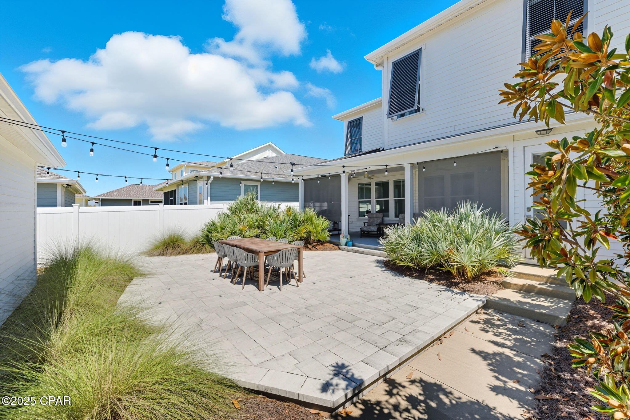 3229 Veranda Avenue