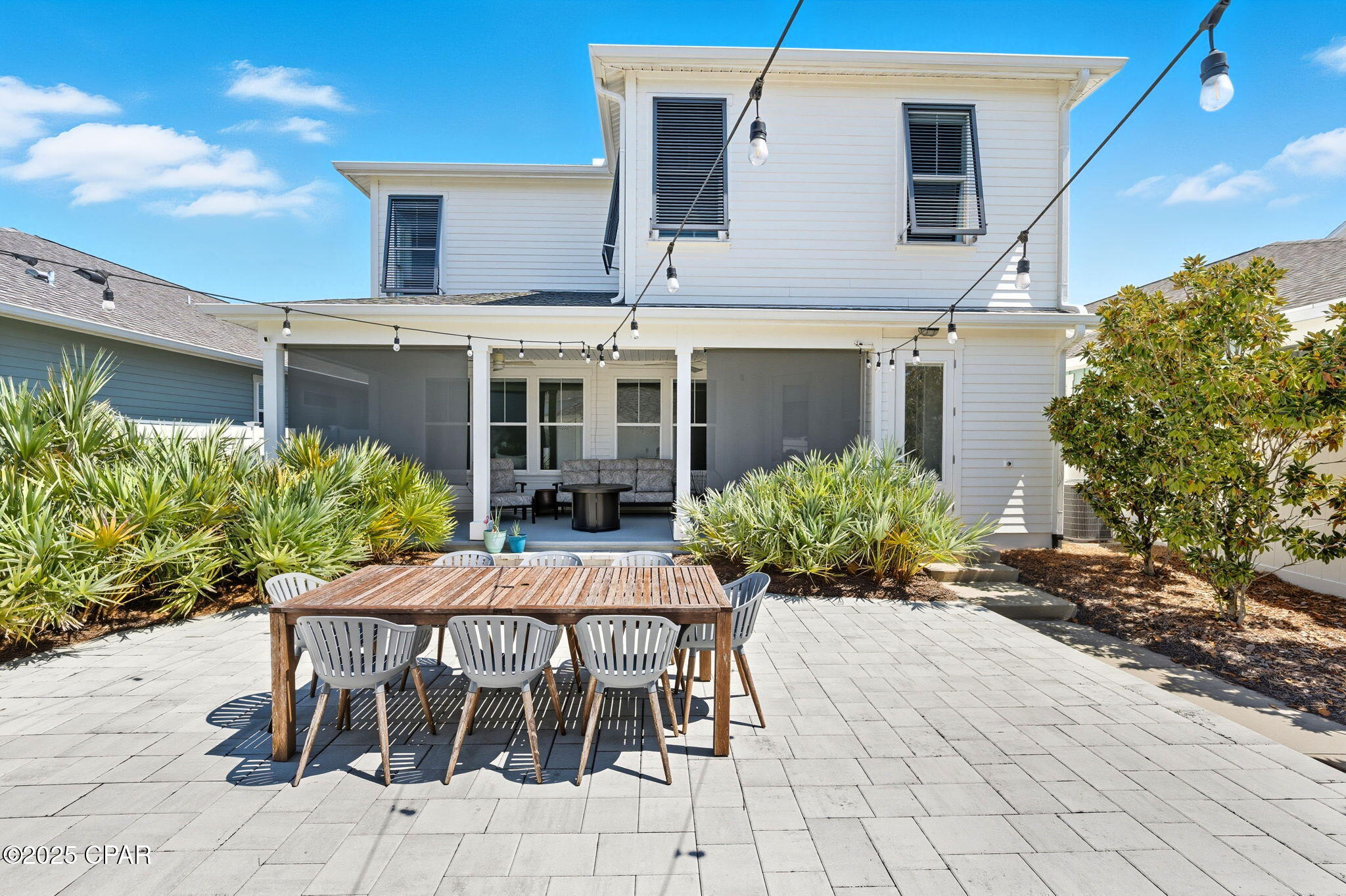 3229 Veranda Avenue