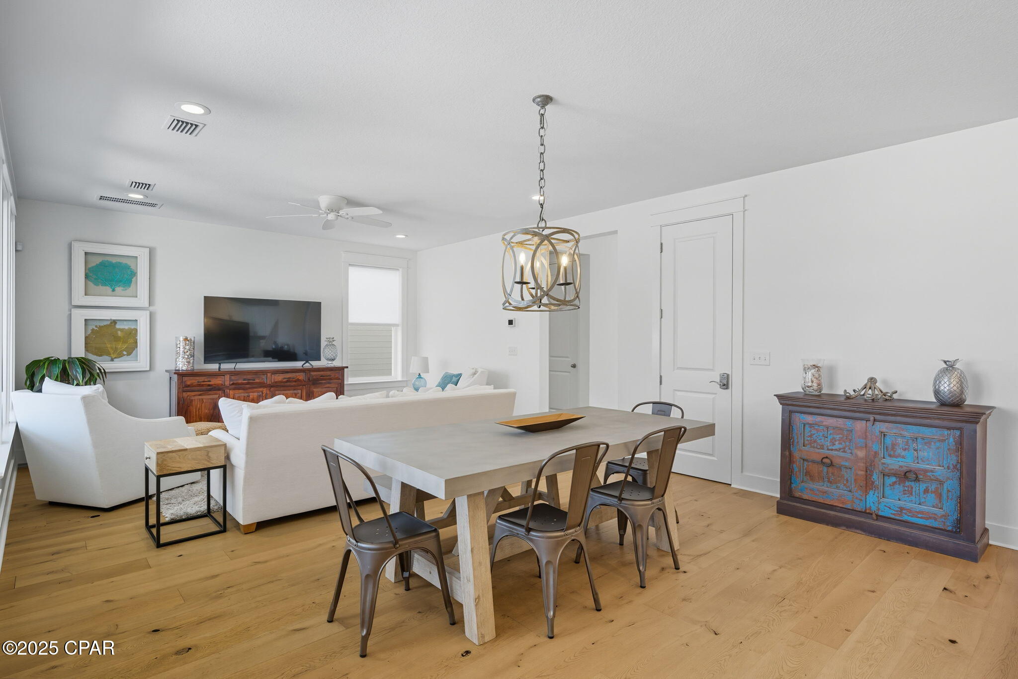 3229 Veranda Avenue