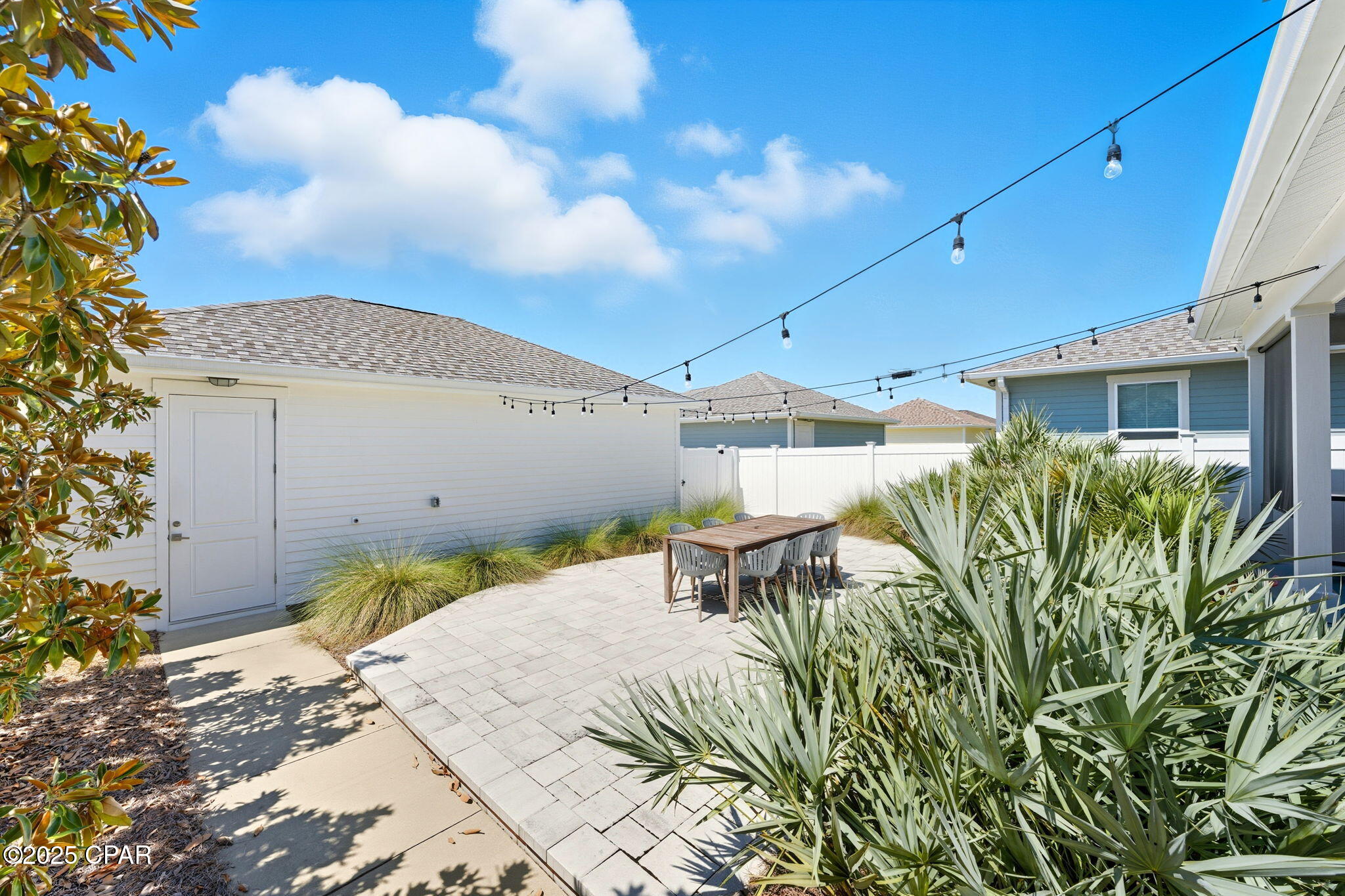 3229 Veranda Avenue