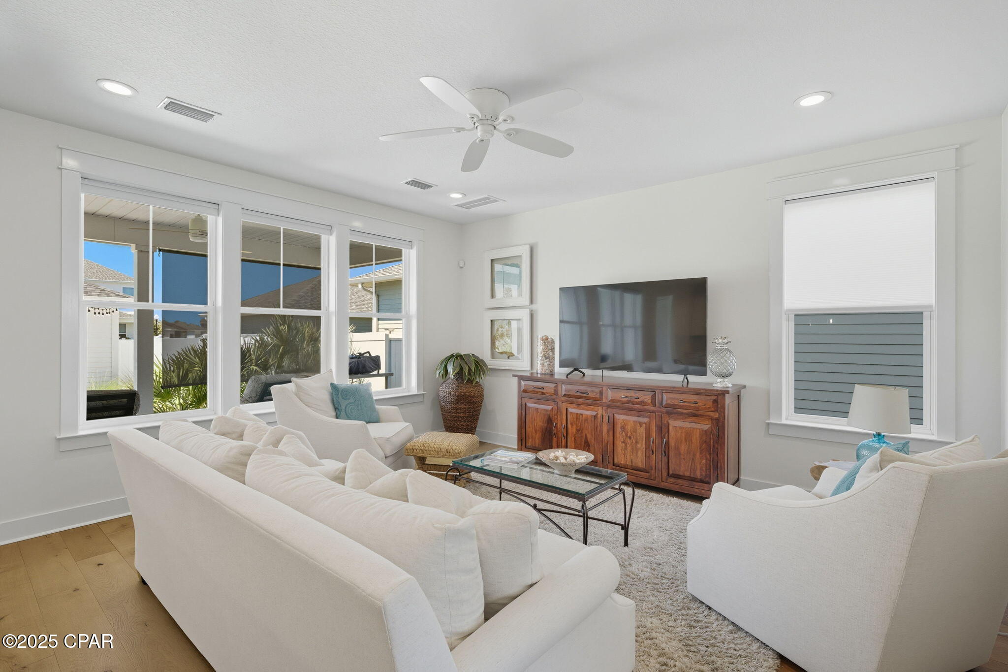 3229 Veranda Avenue