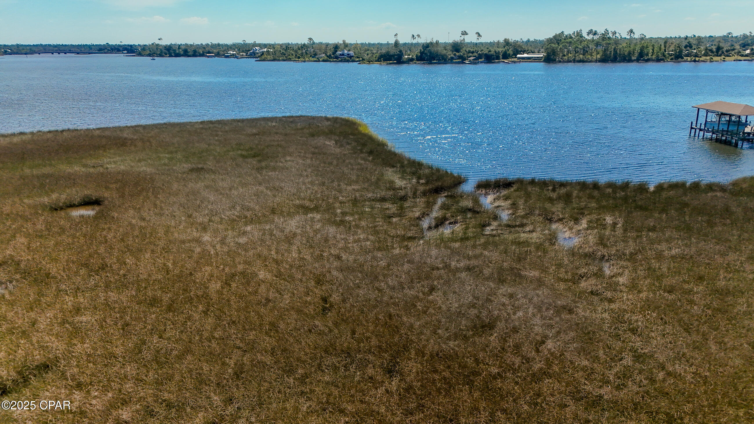 709 Island Court