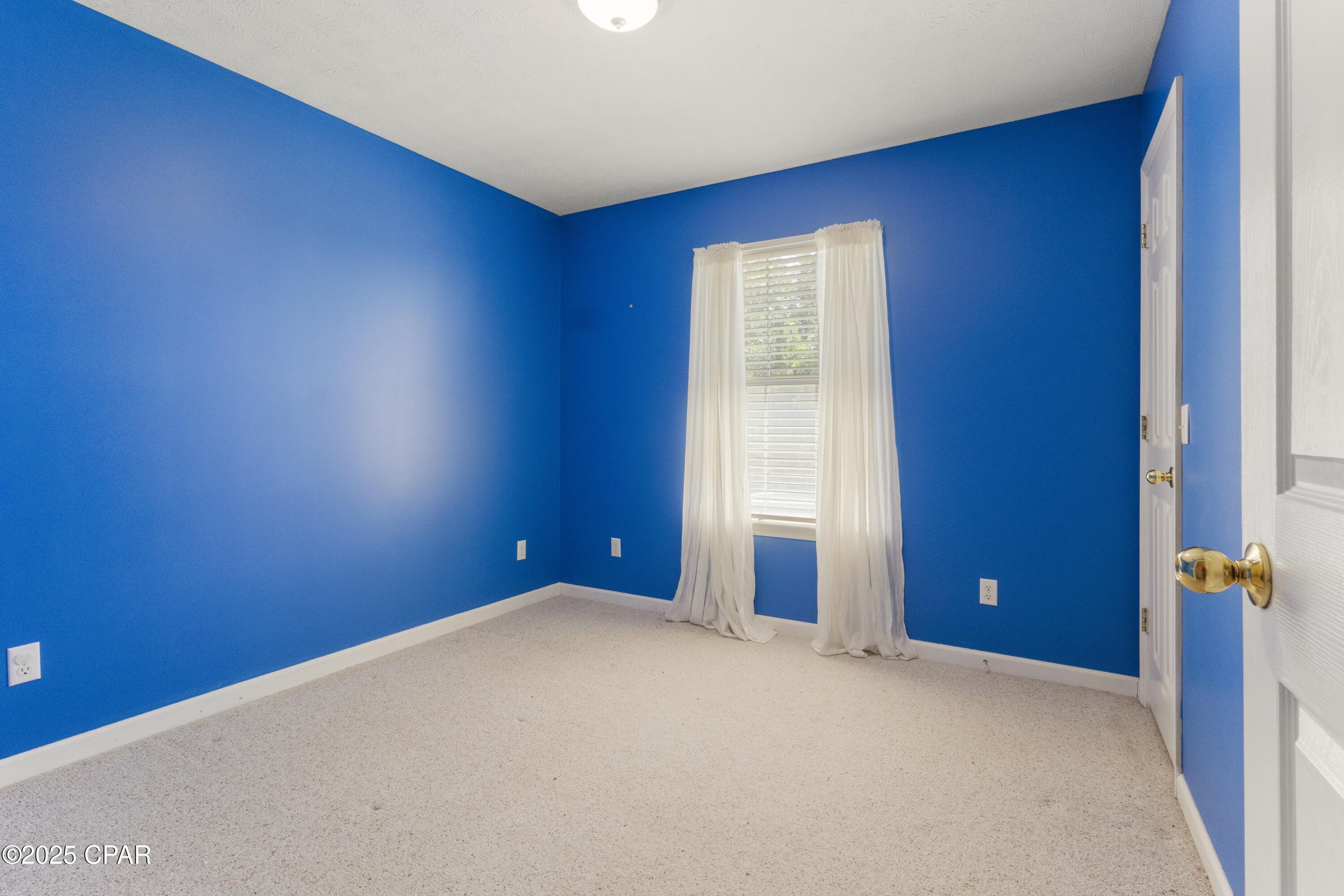 8010 Kingswood Road
