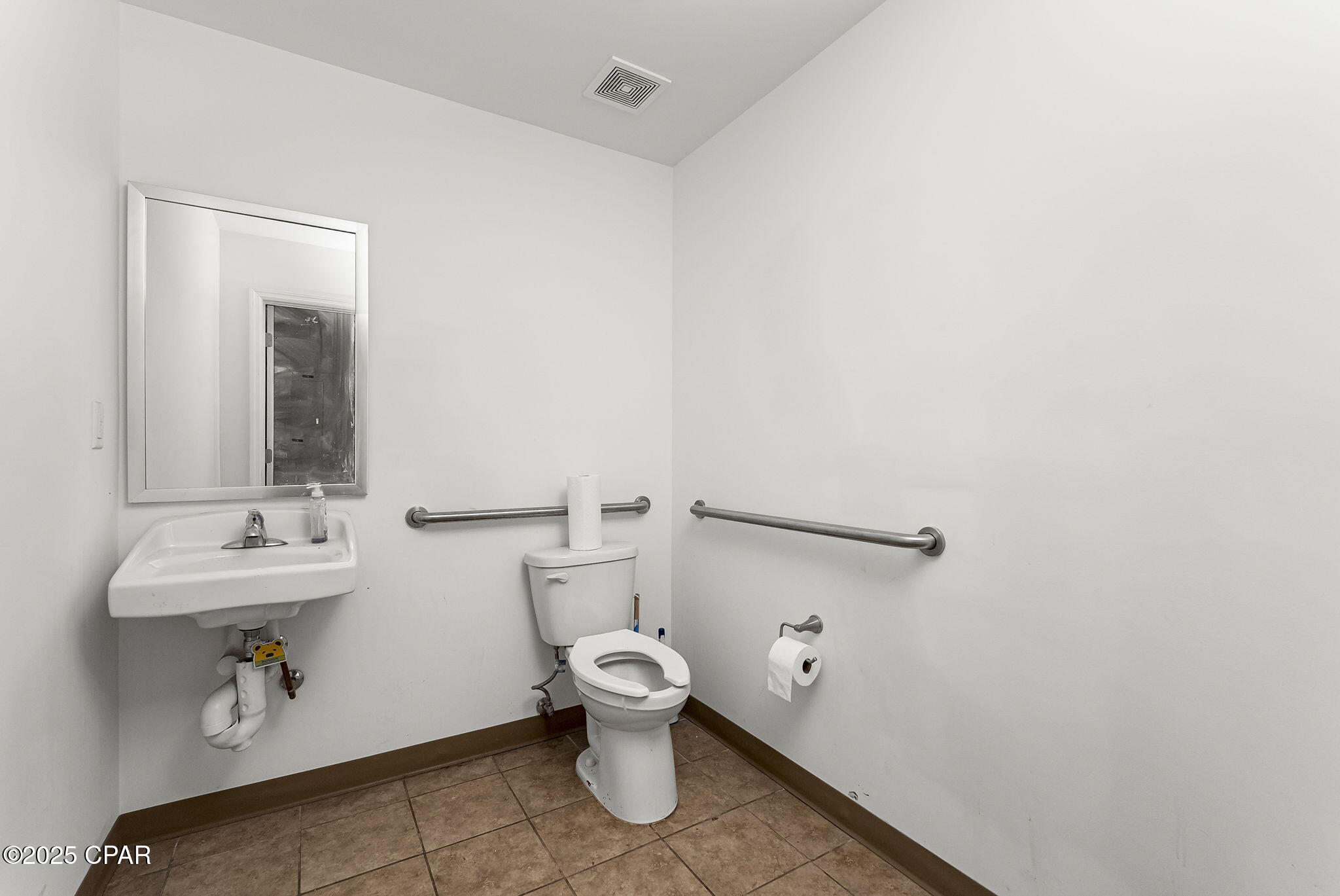 602 Harrison Avenue B