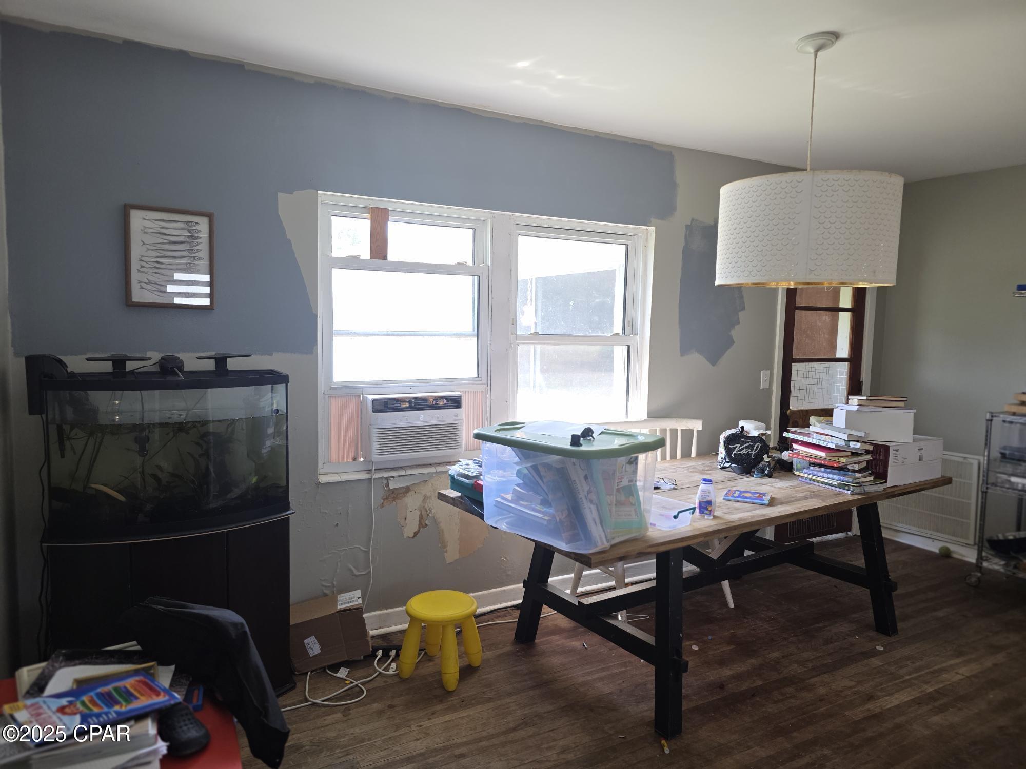1111 W 11th