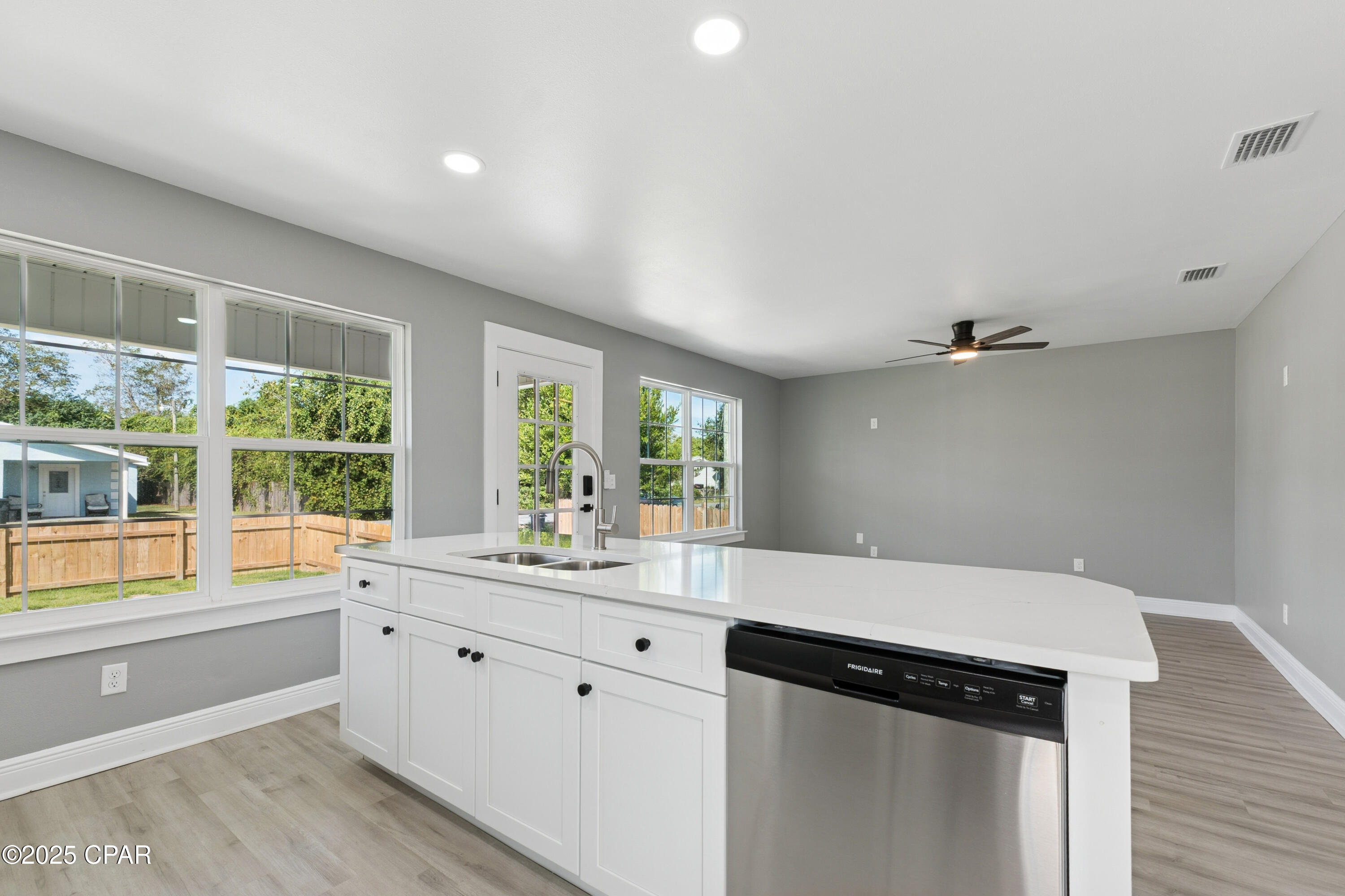 136 Harlem Avenue