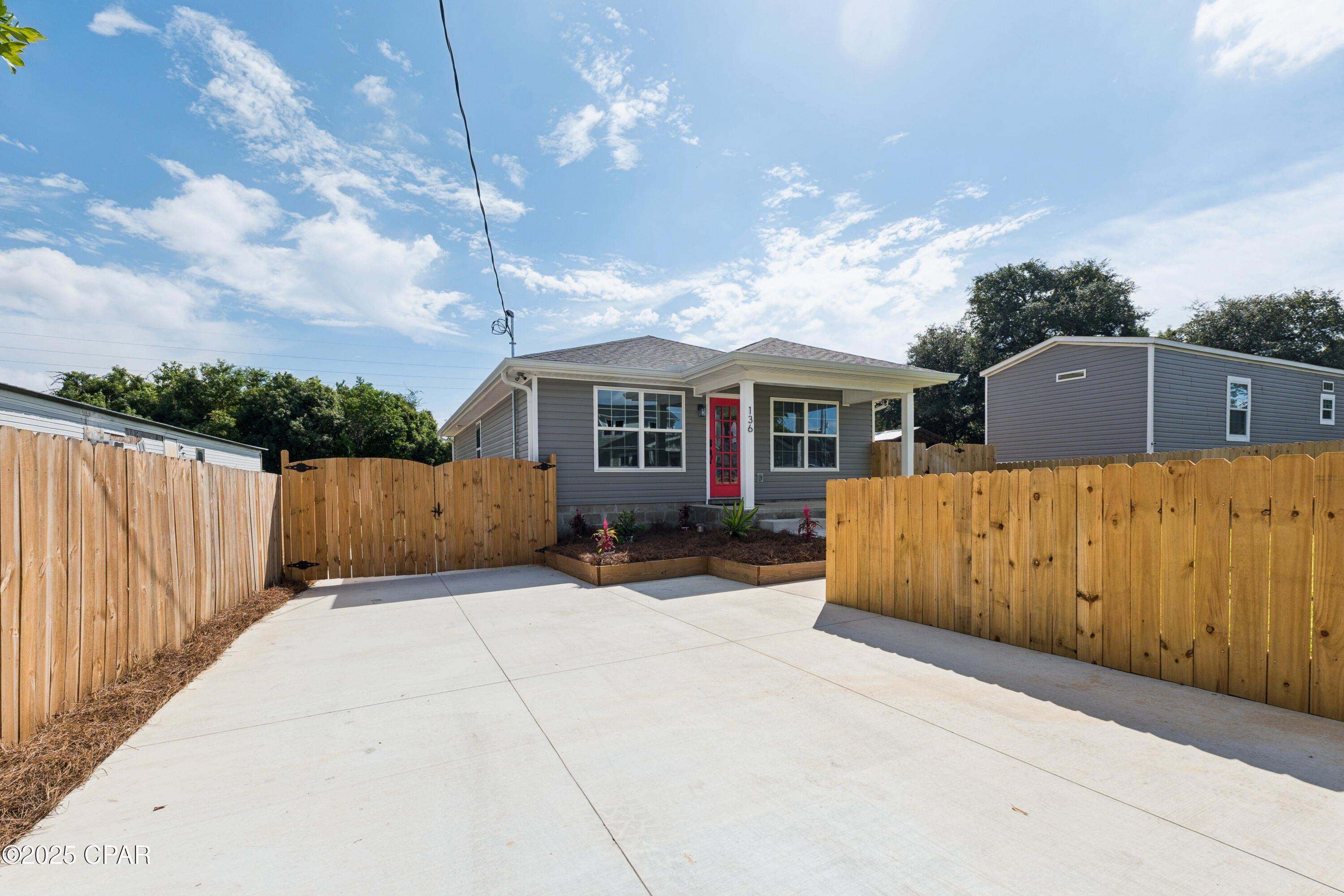 136 Harlem Avenue