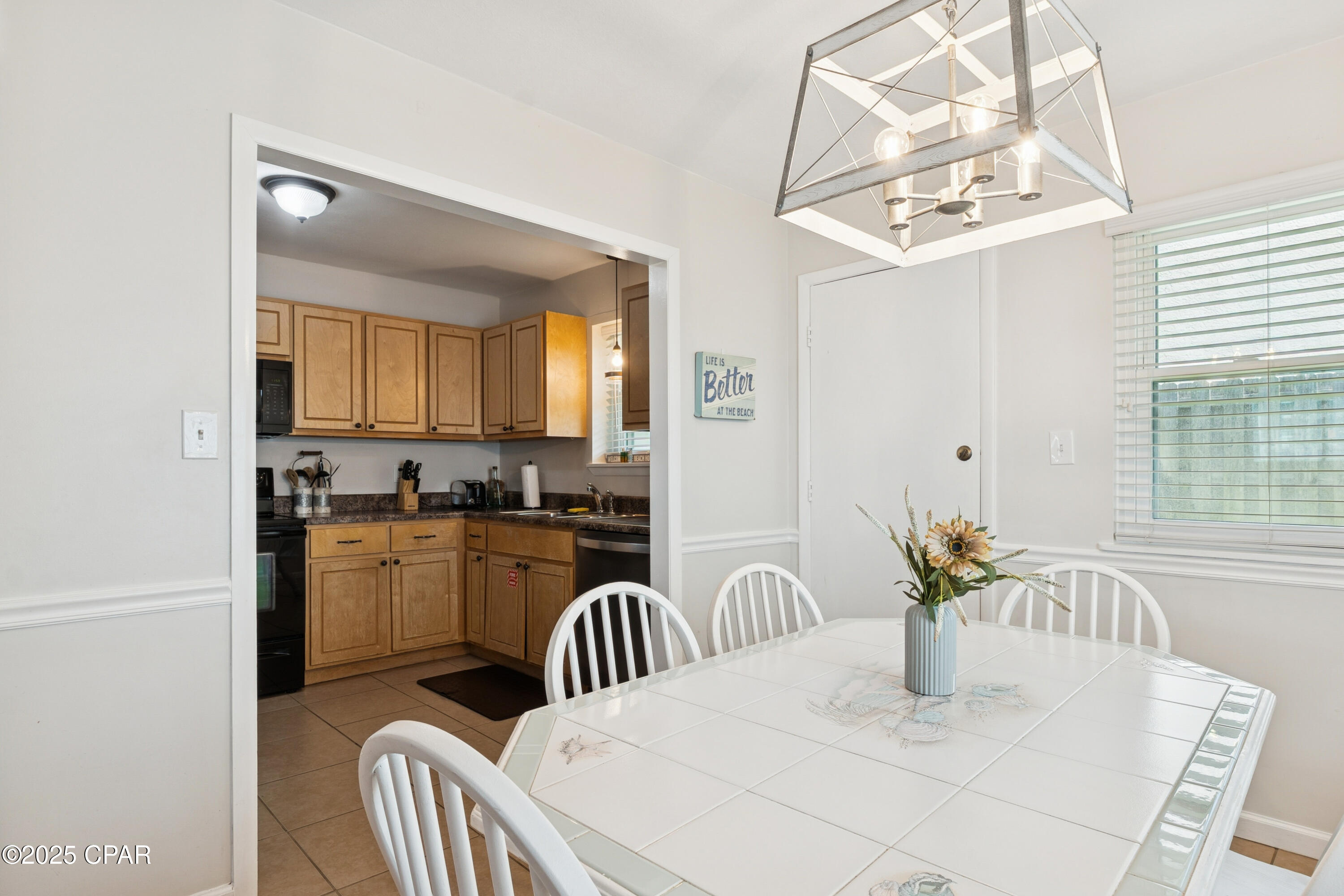 17642 Front Beach, C1