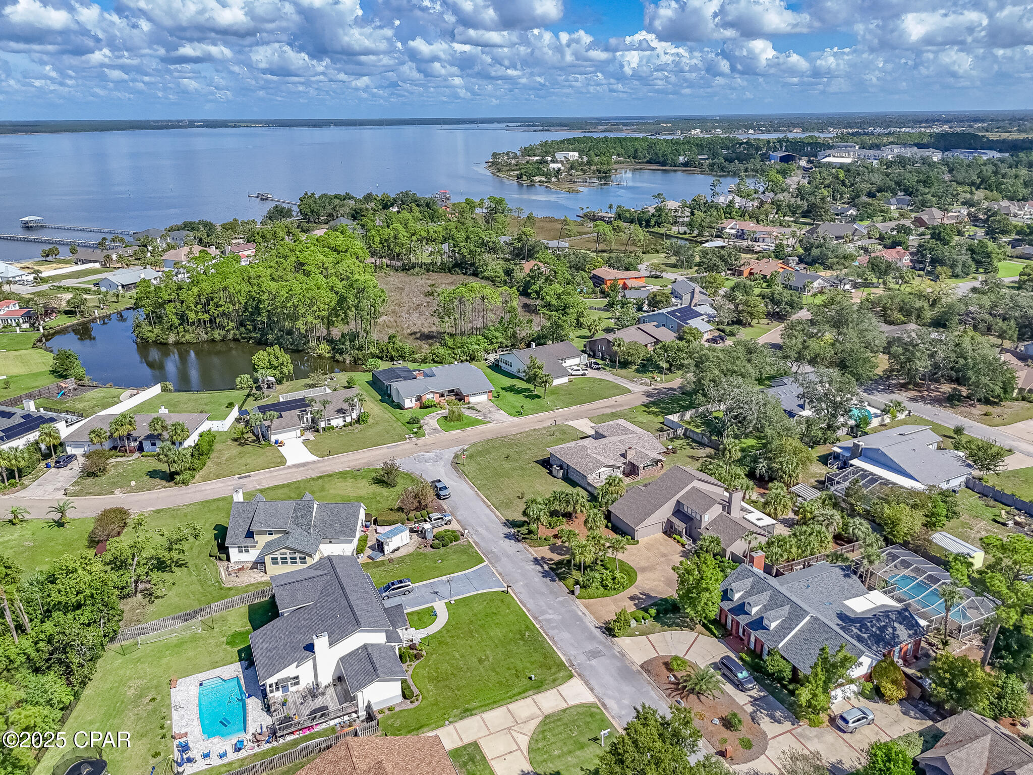 3313 S Harbour Circle