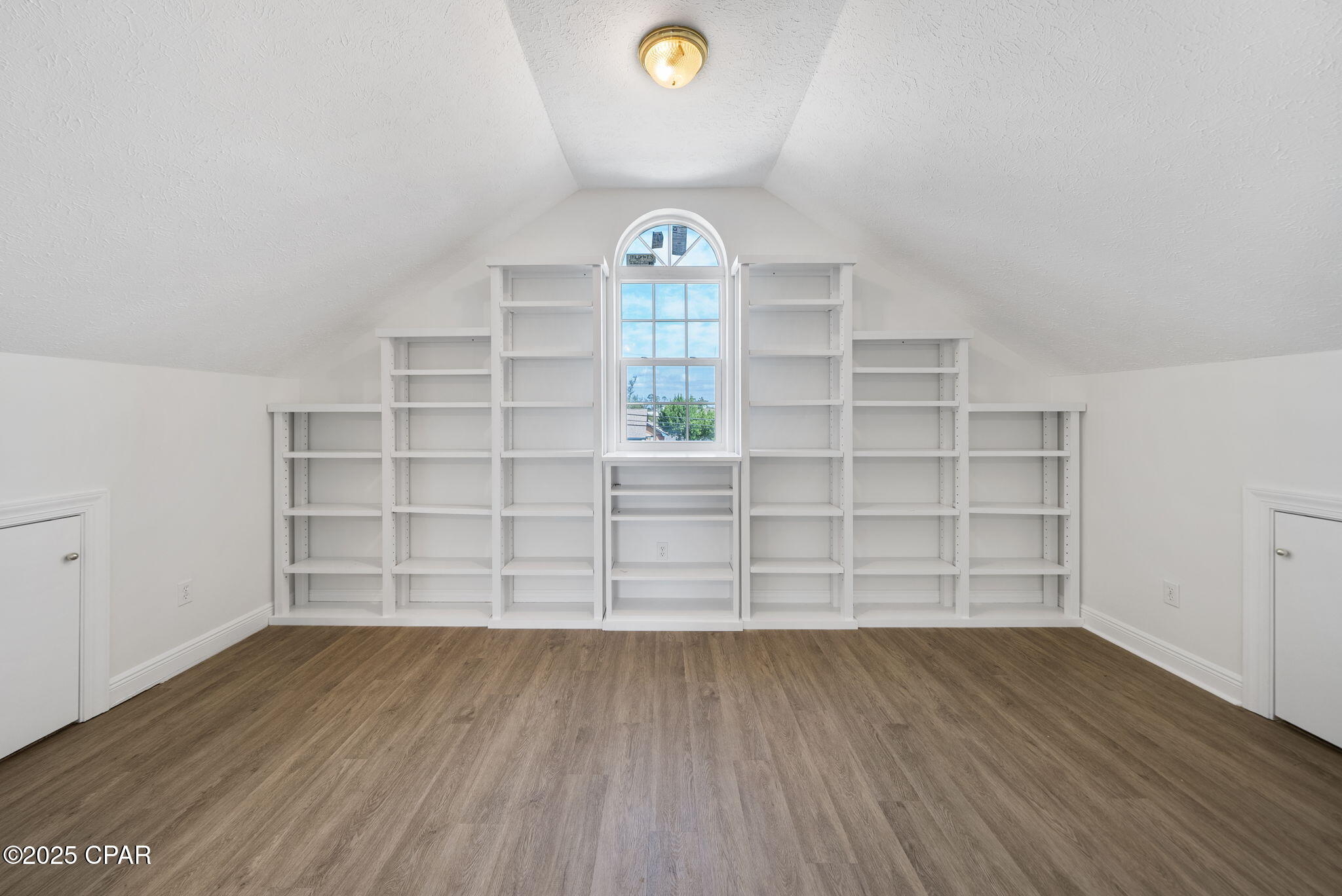 2805 Longleaf Road