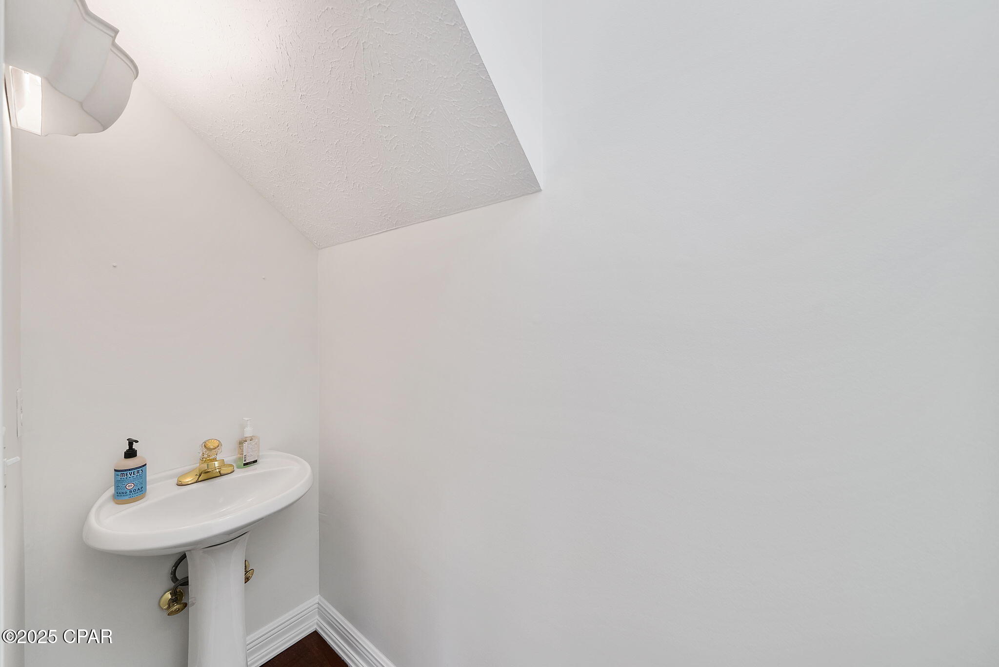 2805 Longleaf Road