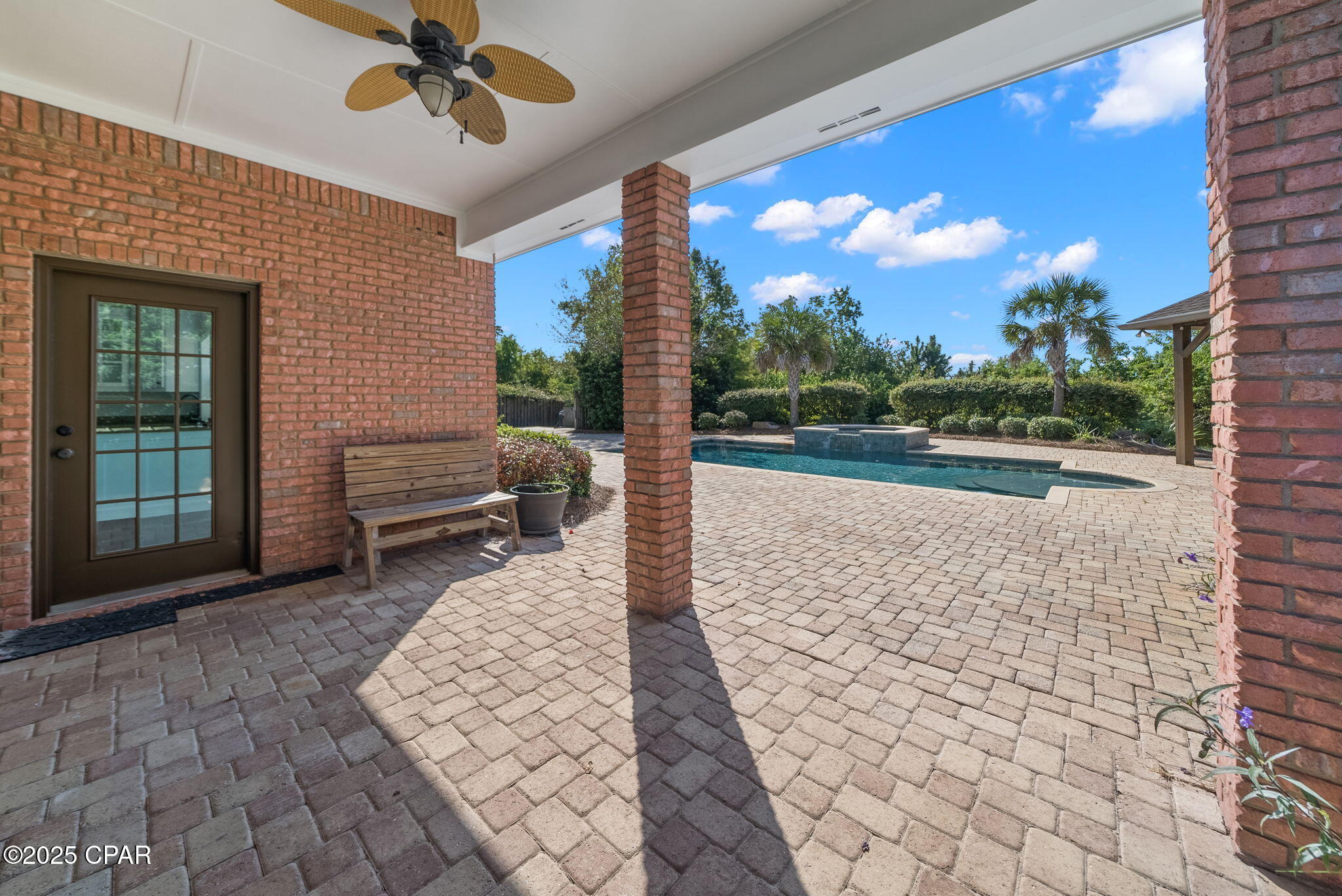 2805 Longleaf Road