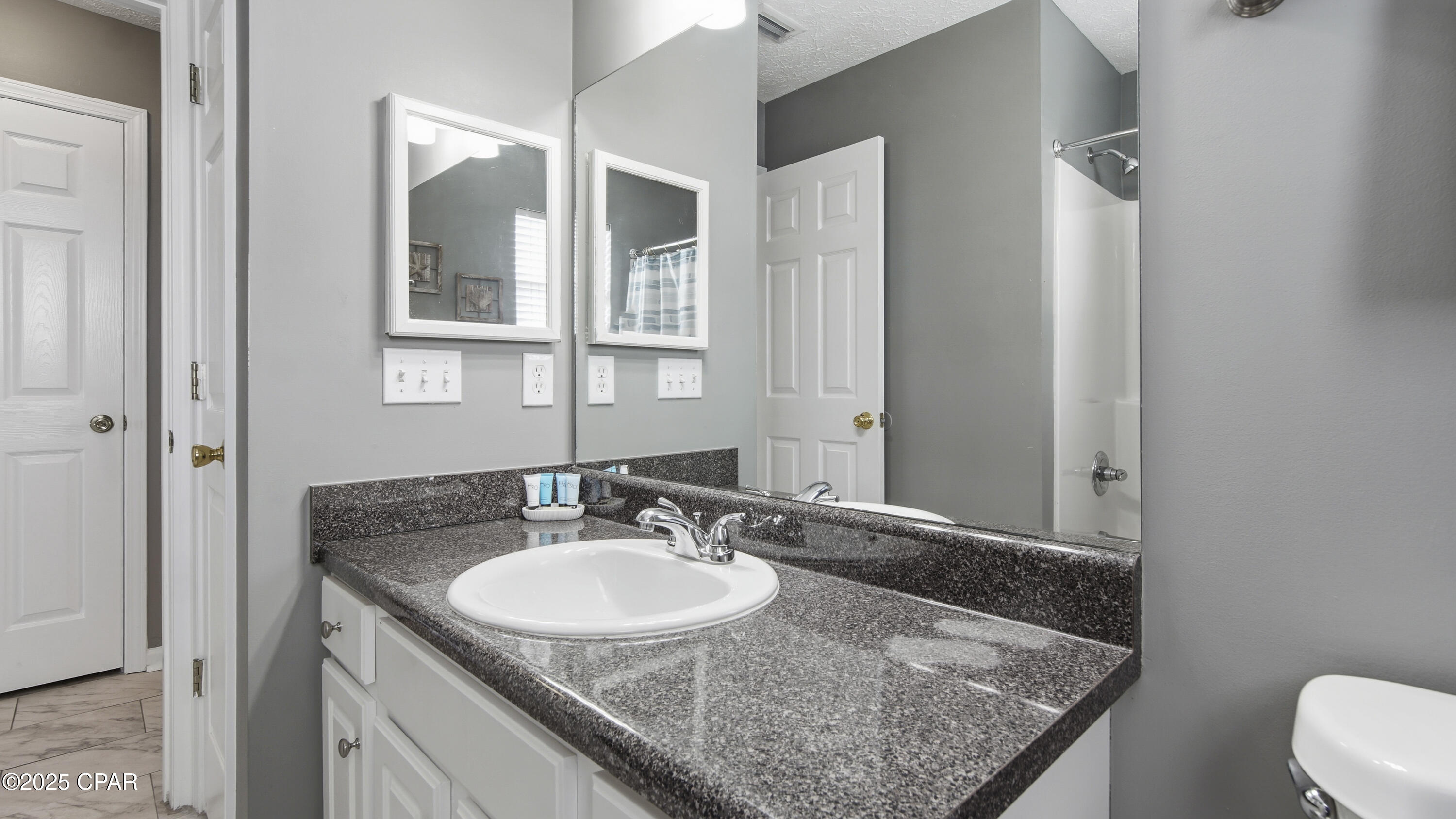 11706 Seashore Lane