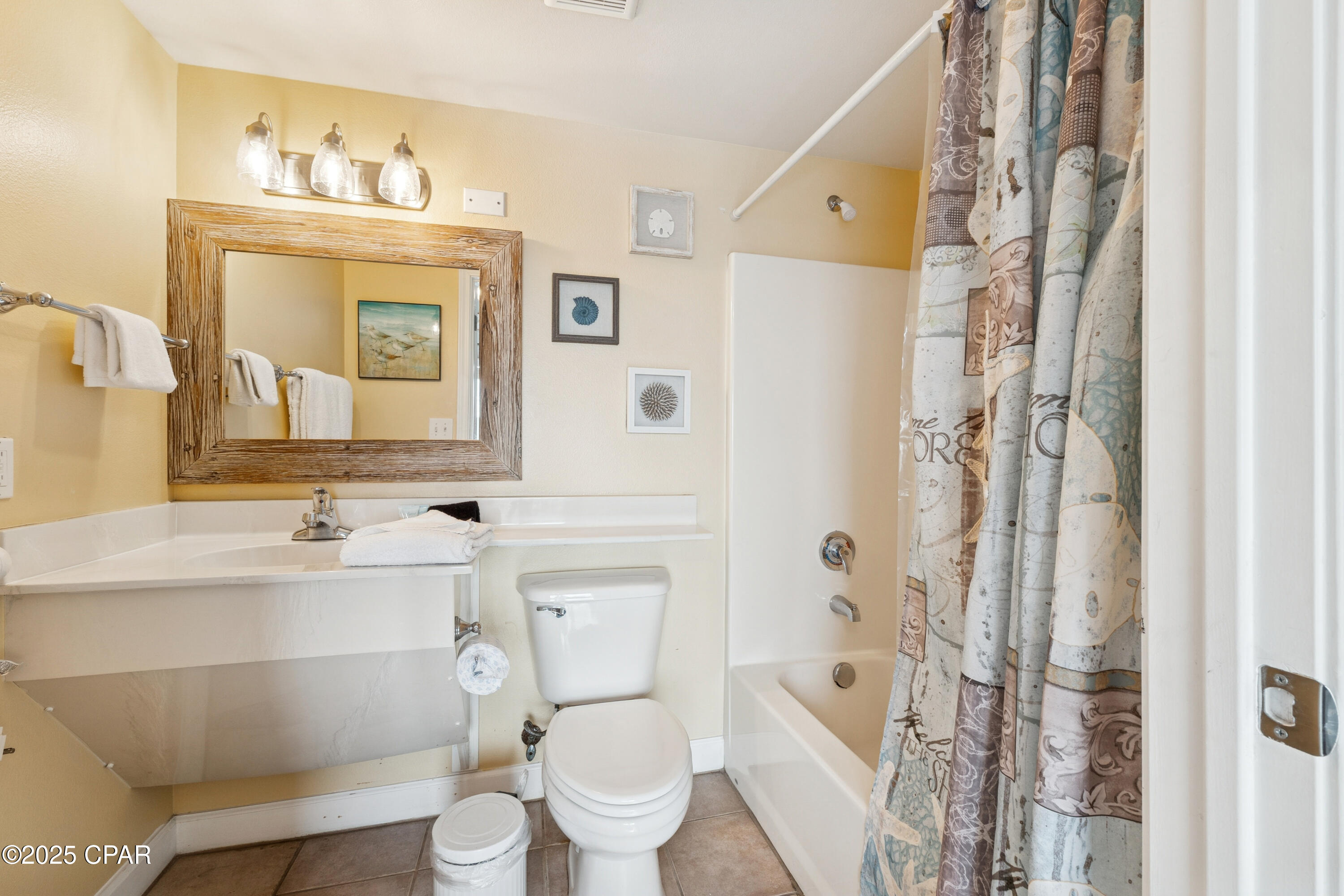 9900 S thomas Drive, 1522