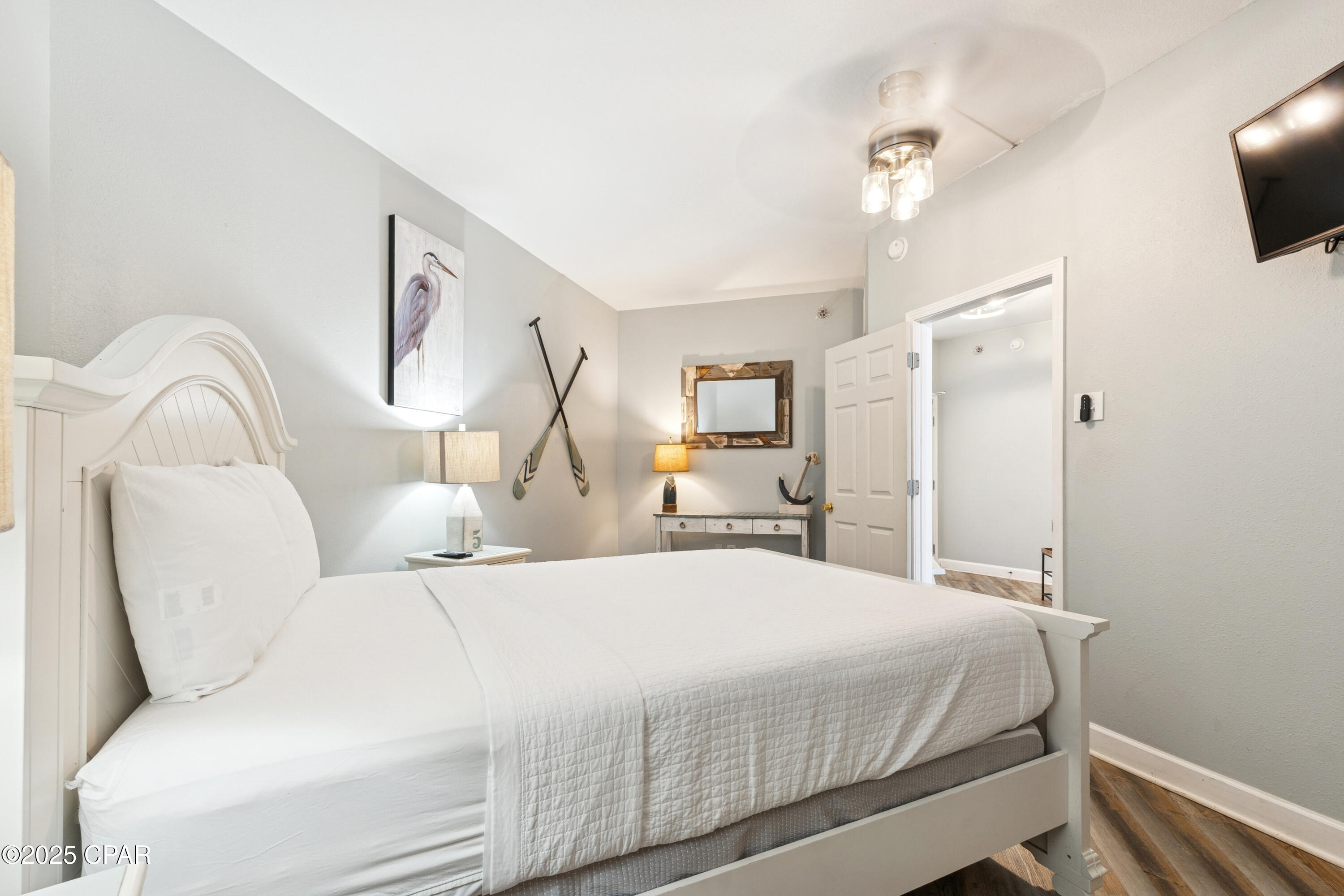 9900 S thomas Drive, 1522