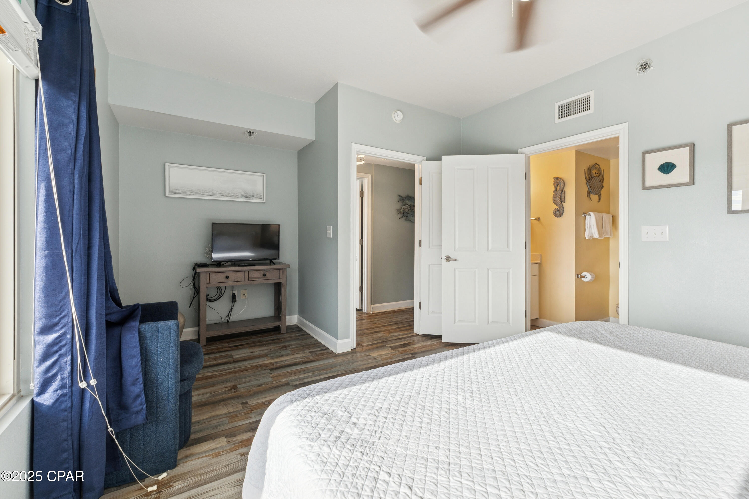 9900 S thomas Drive, 1522