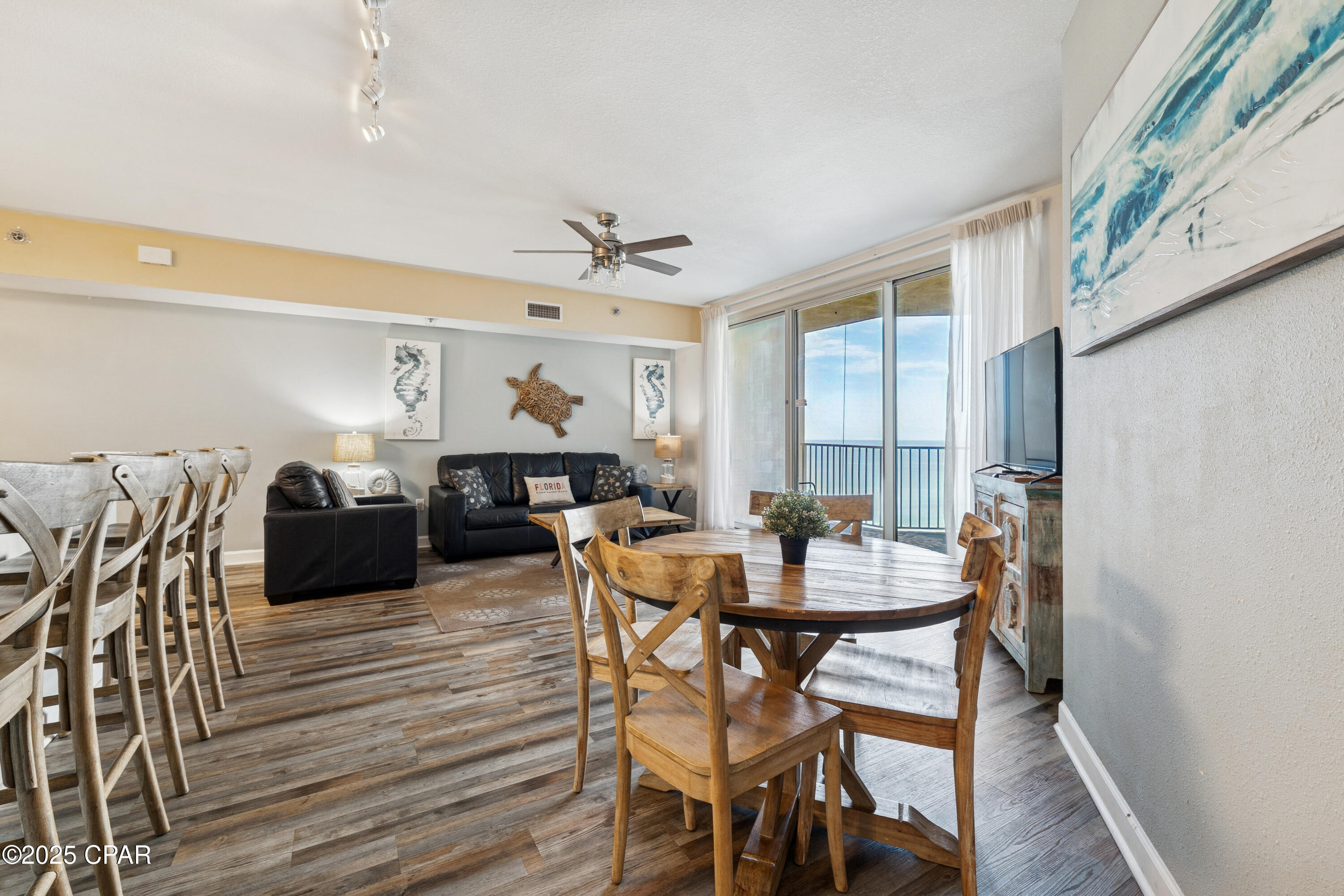 9900 S thomas Drive, 1522