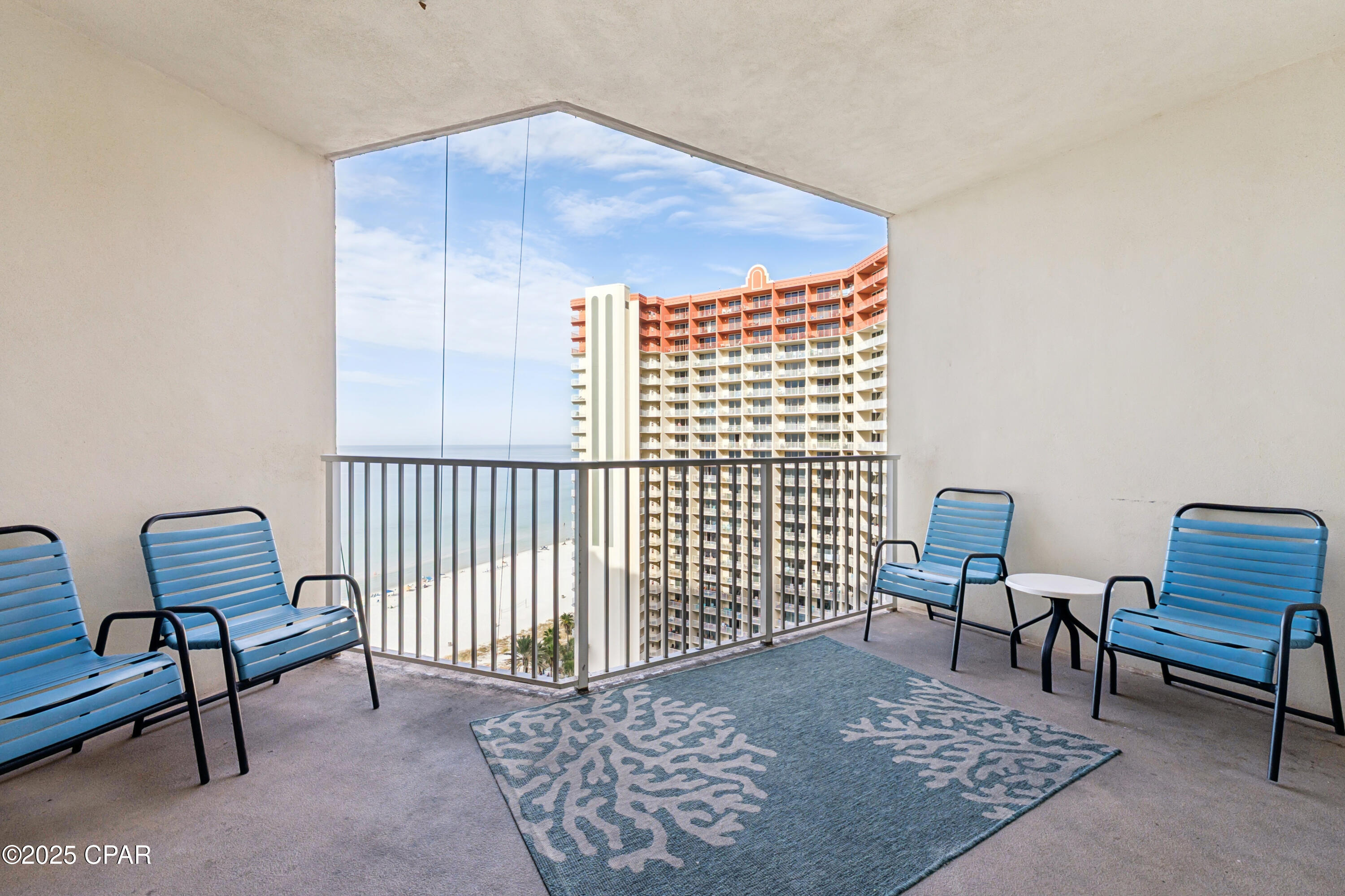 9900 S thomas Drive, 1522