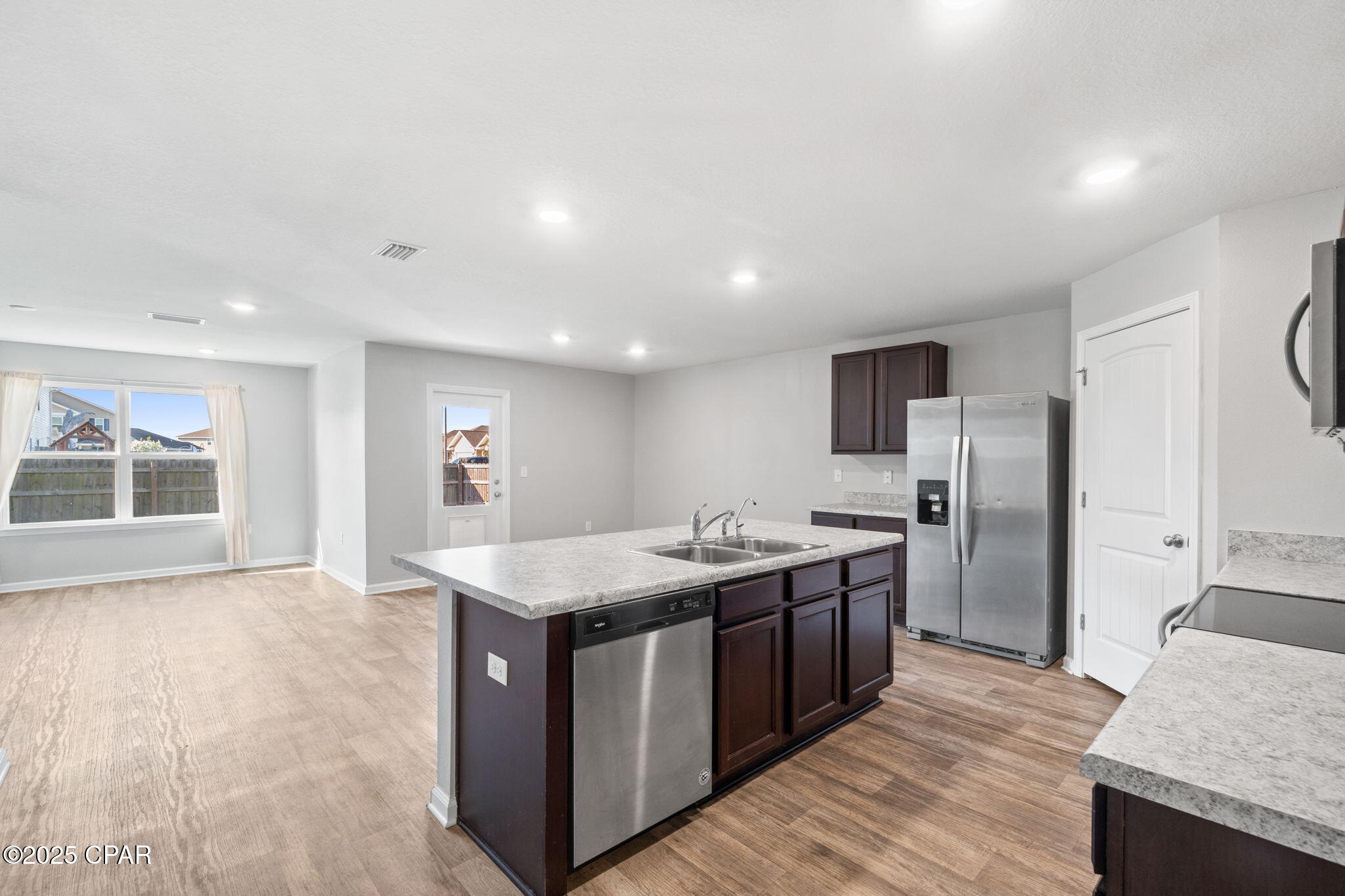 7106 Penn Way