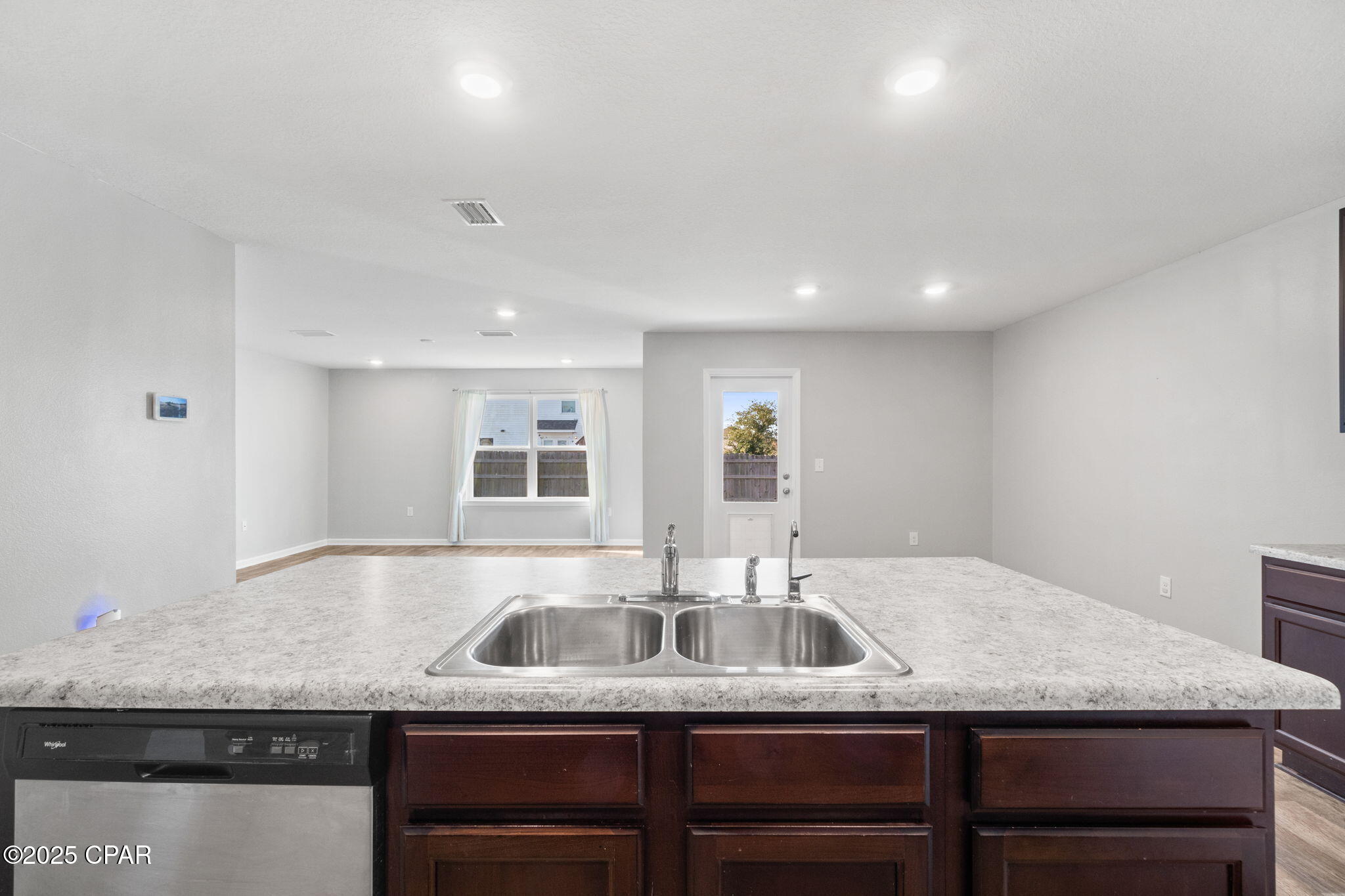 7106 Penn Way