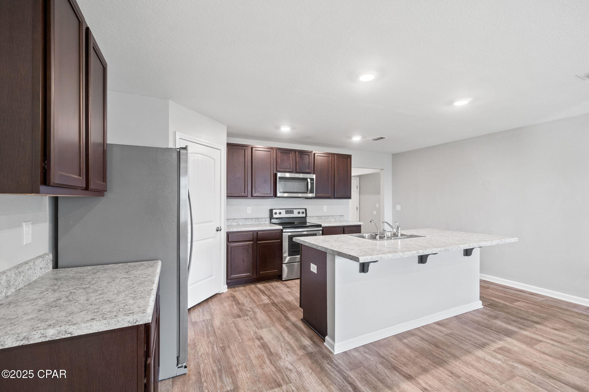 7106 Penn Way