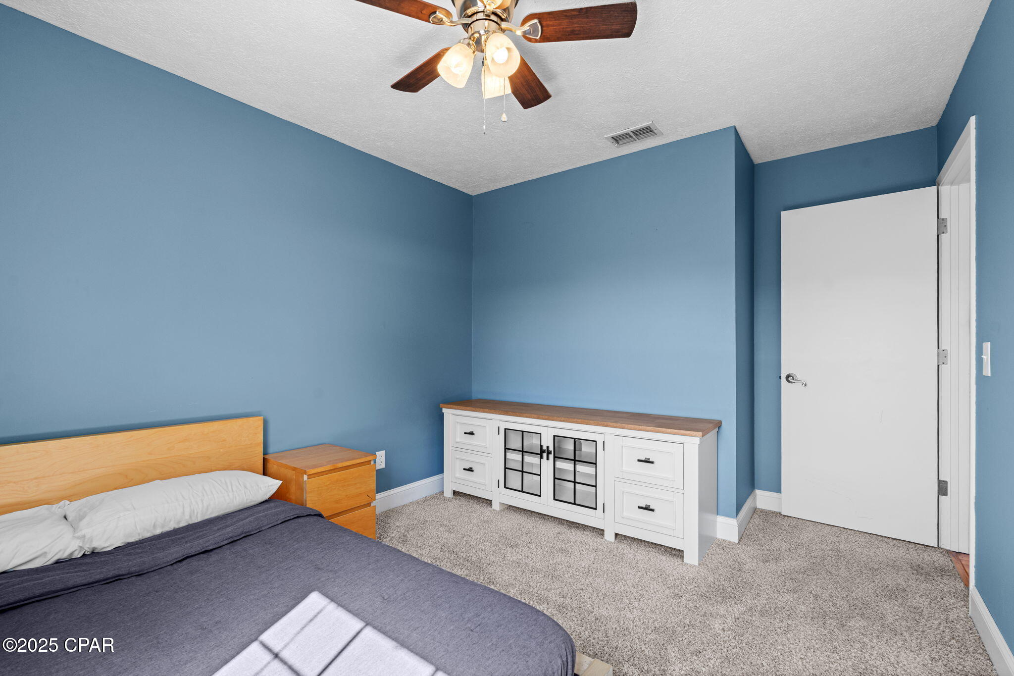 7009 Fox Court