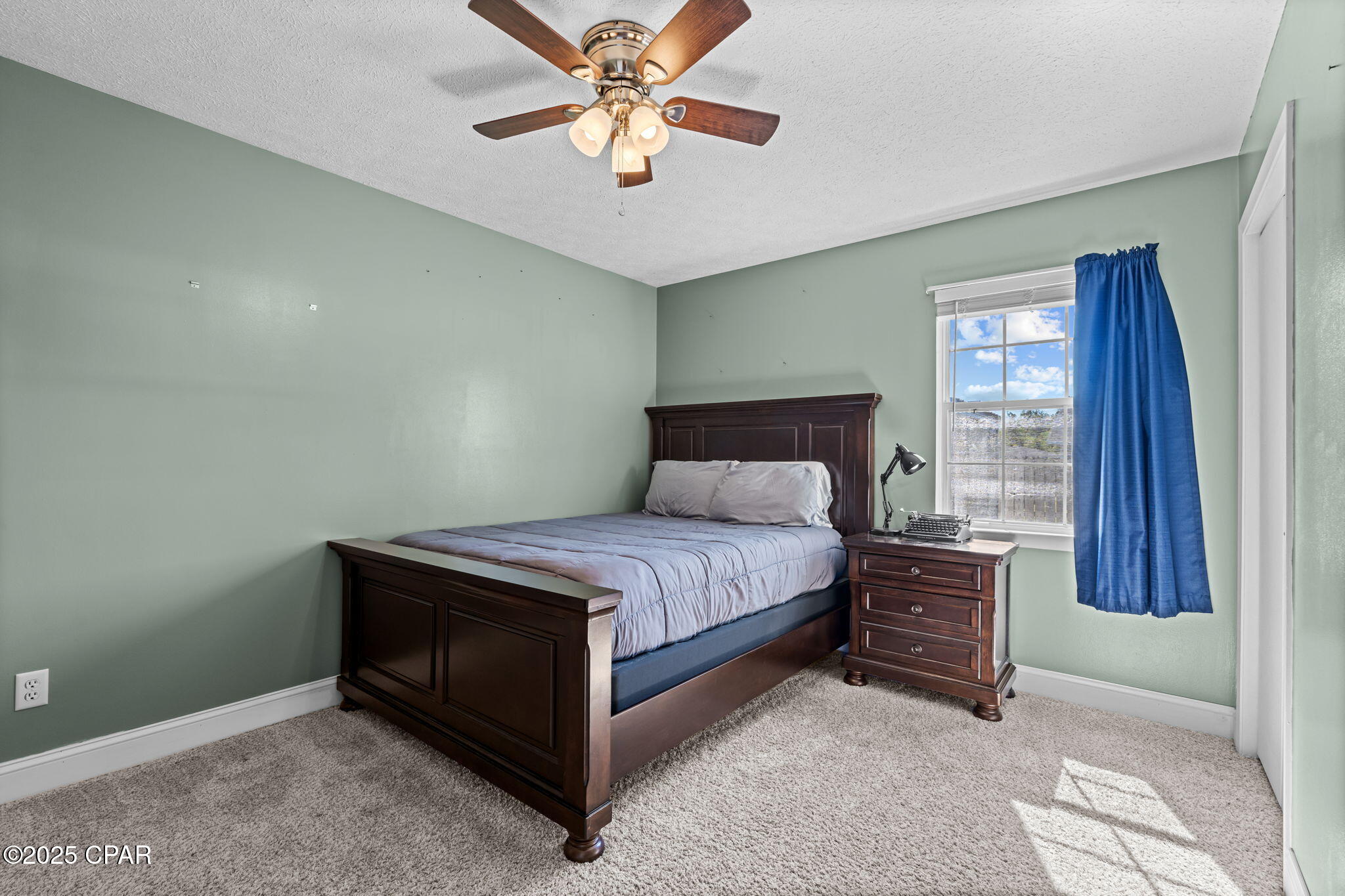 7009 Fox Court
