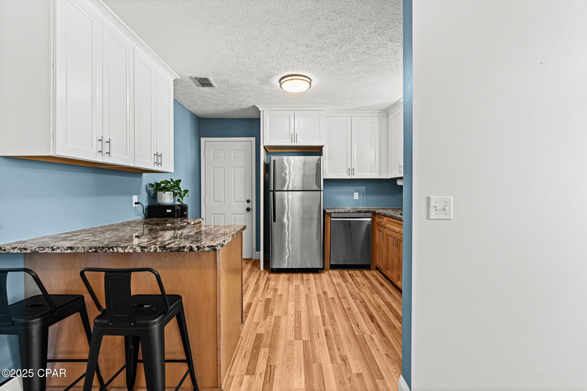 7009 Fox Court