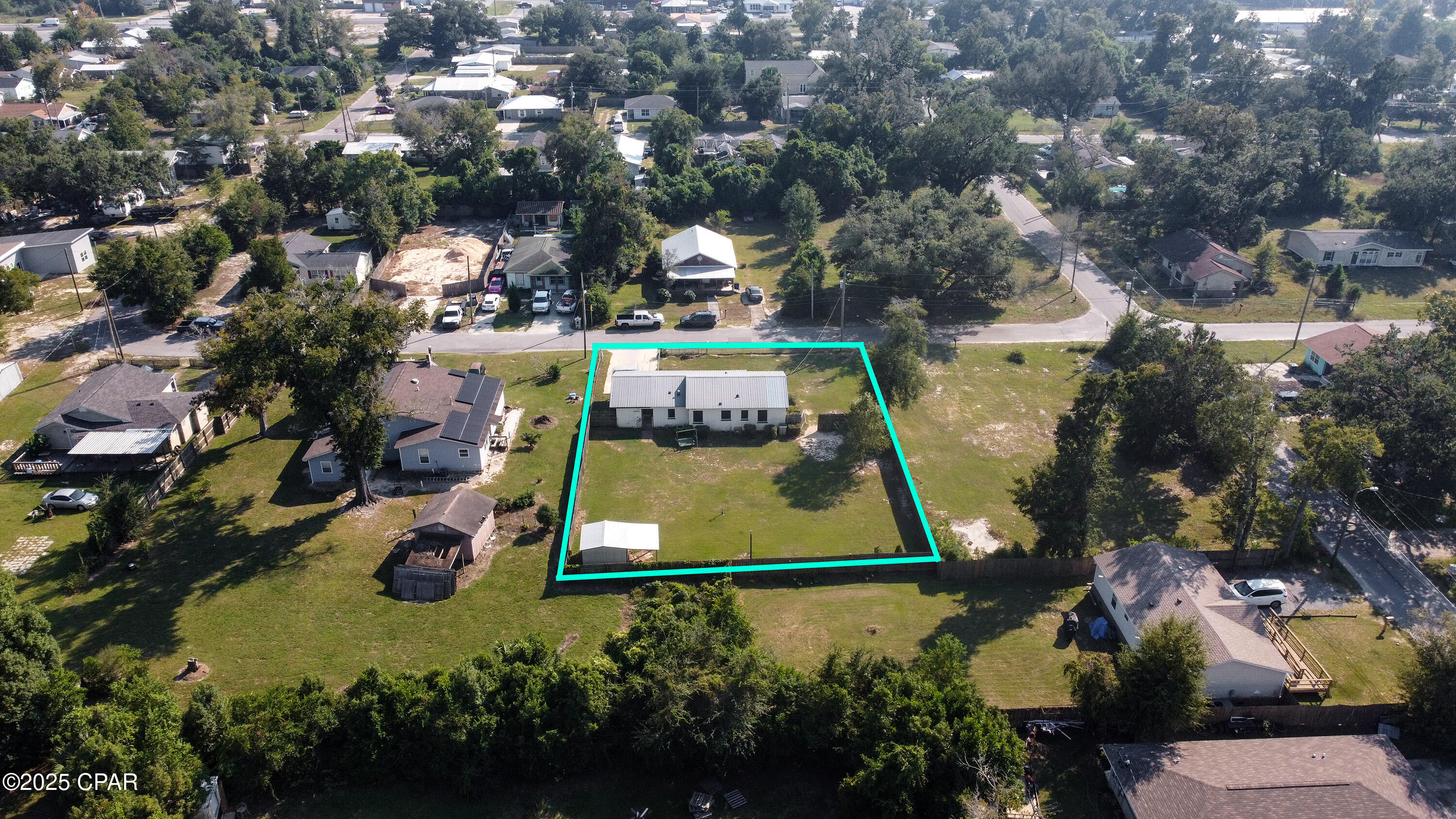 2307 E 6th Court