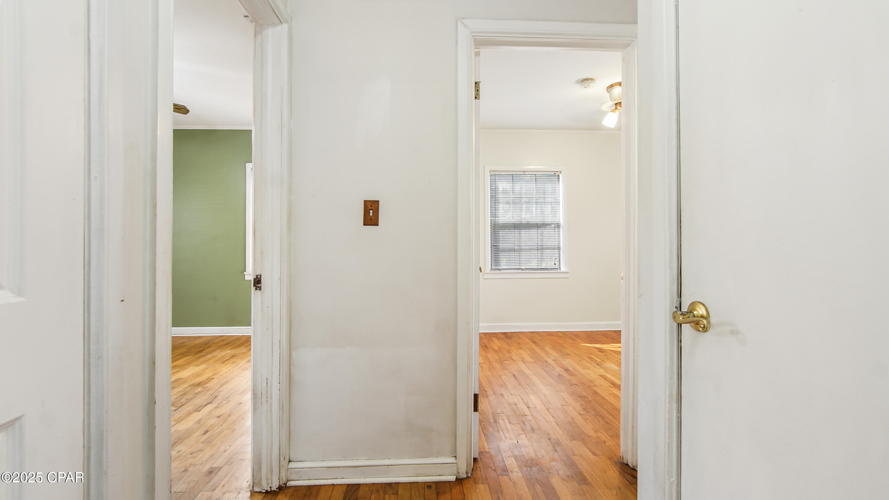 2307 E 6th Court
