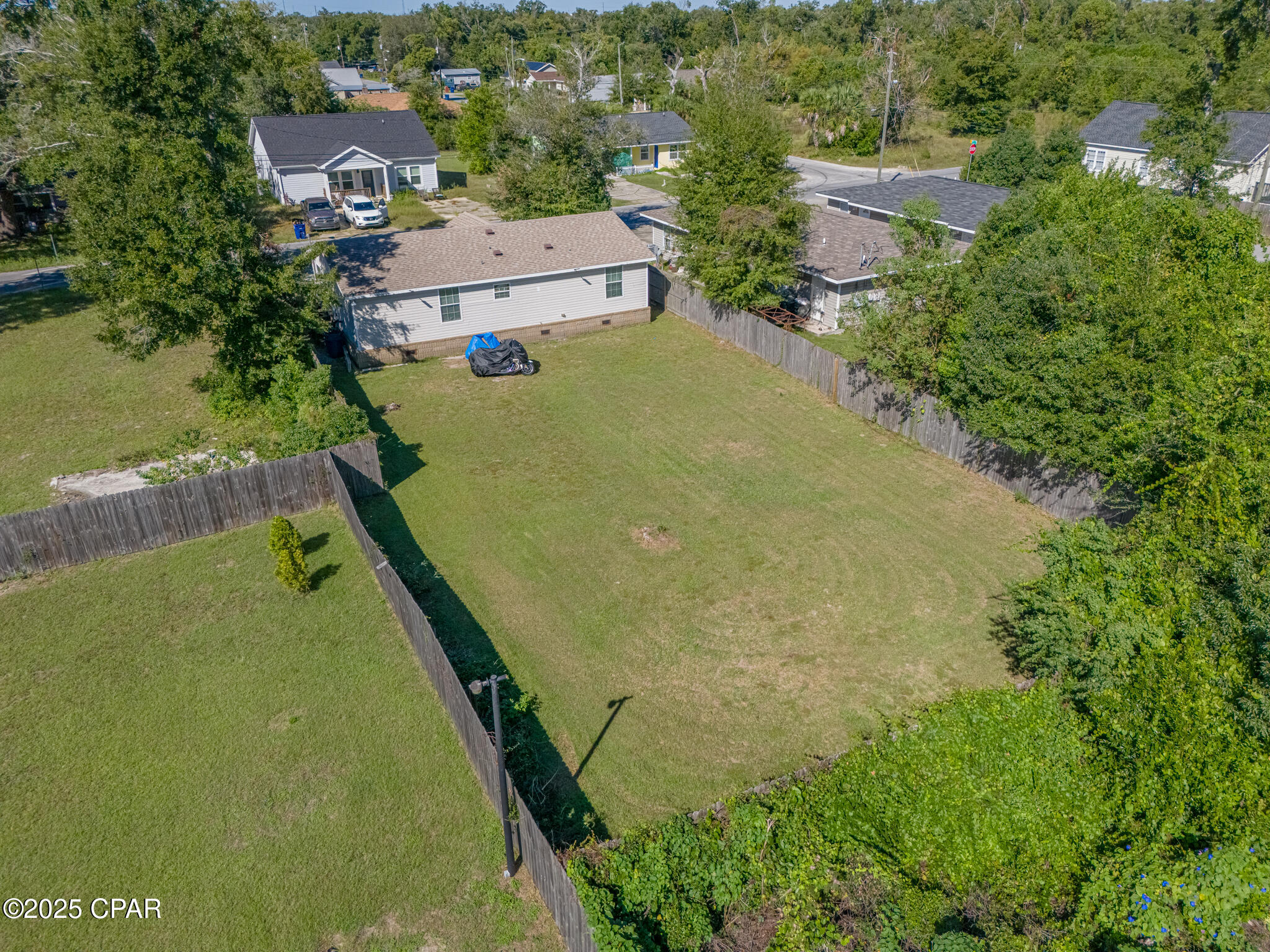 618 College Avenue, Panama City