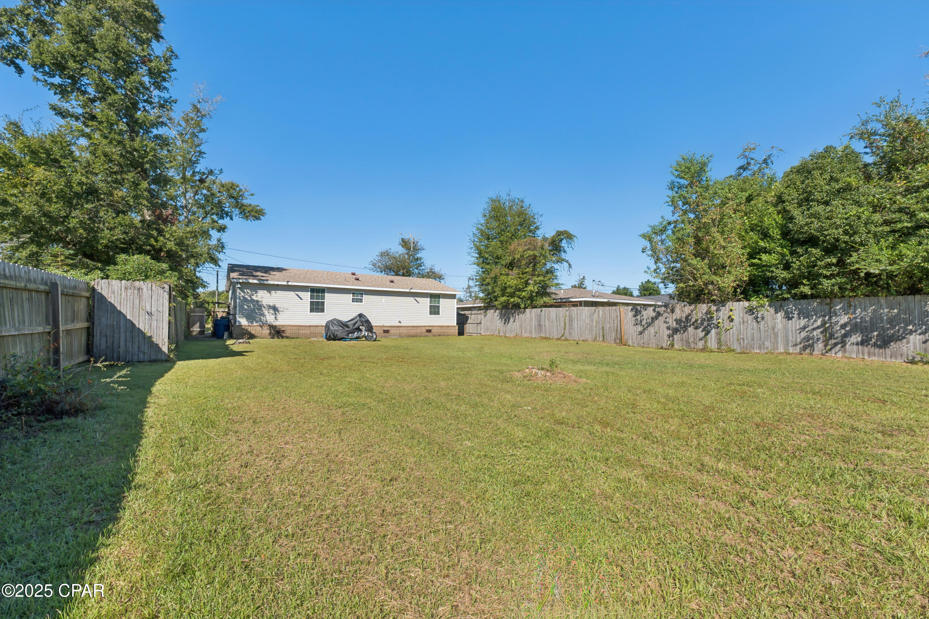 618 College Avenue, Panama City