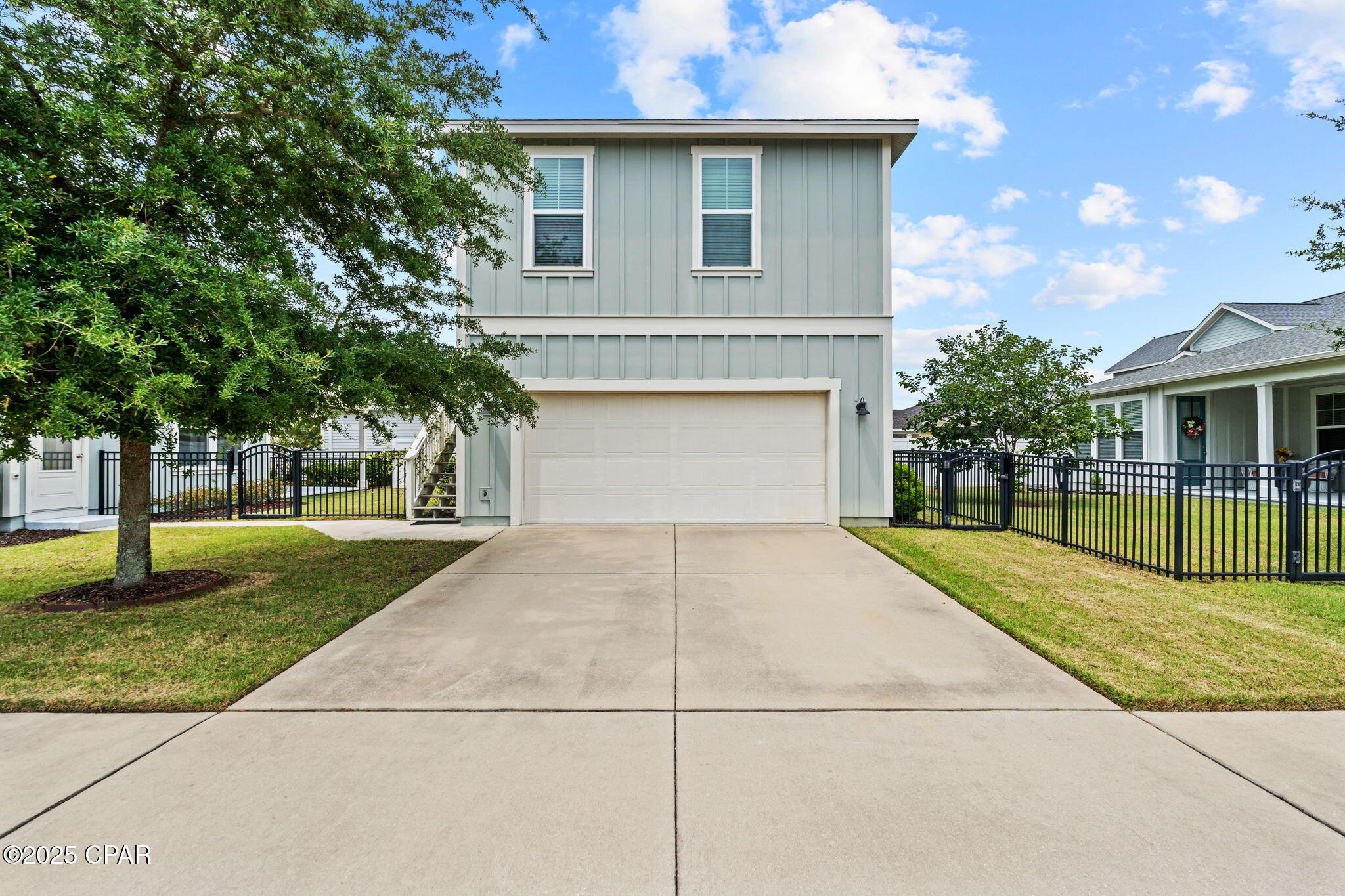 3104 E Heartleaf Avenue