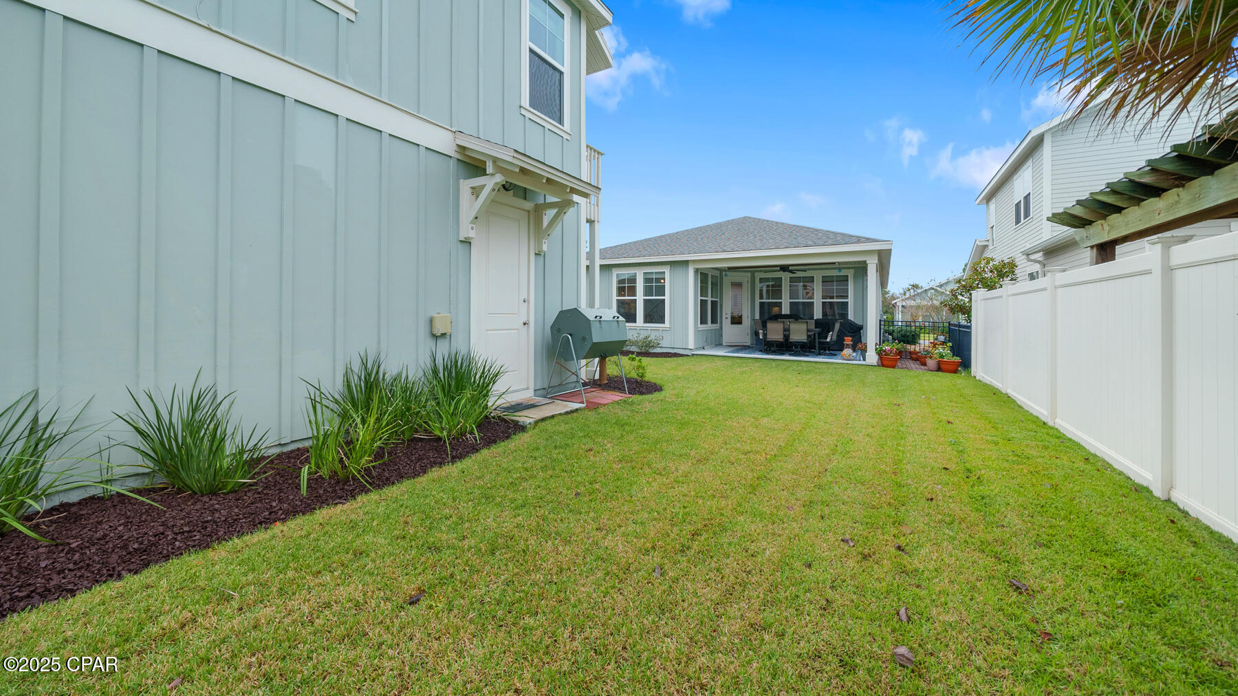 3104 E Heartleaf Avenue