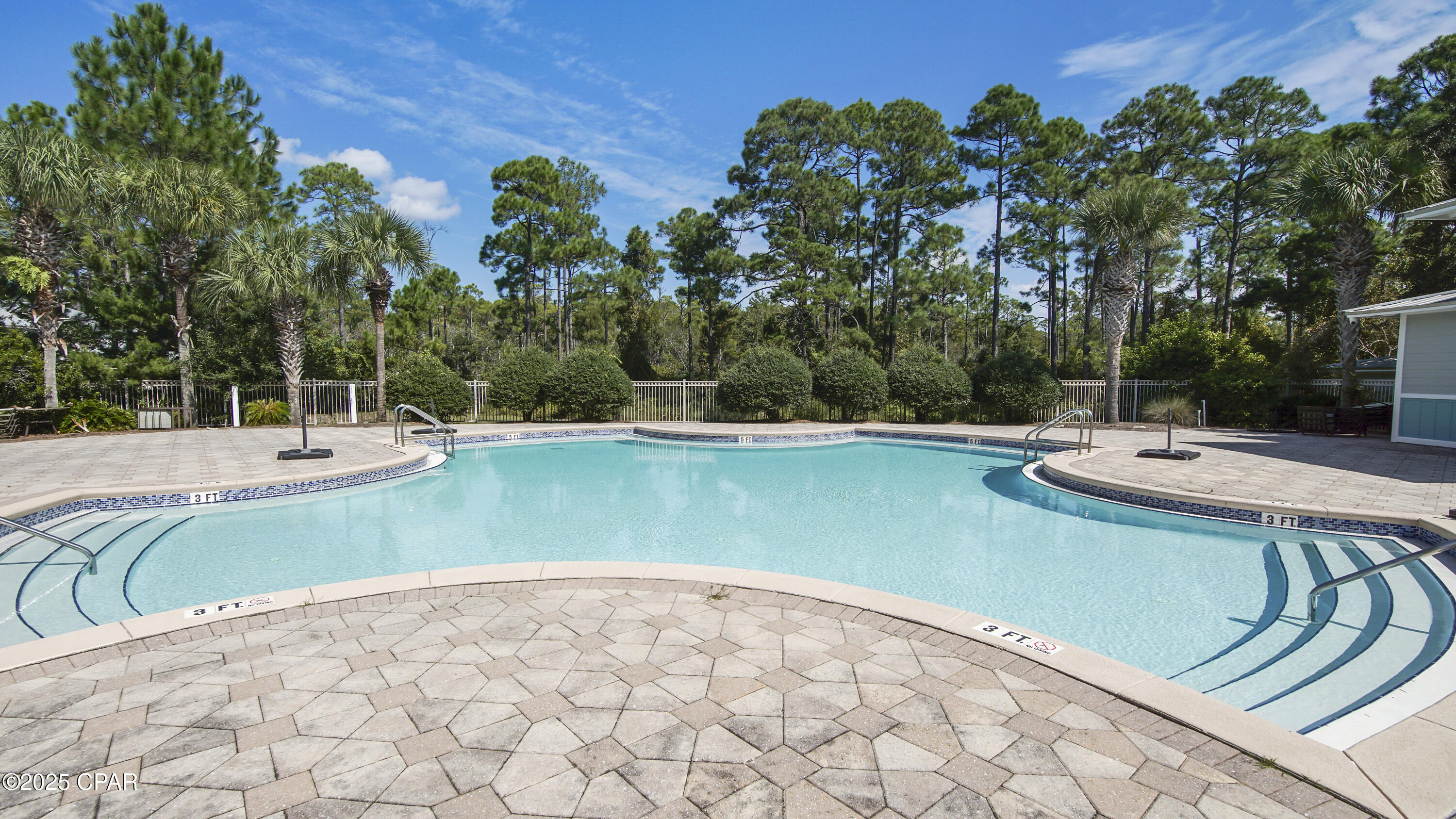 422 Paradise Boulevard