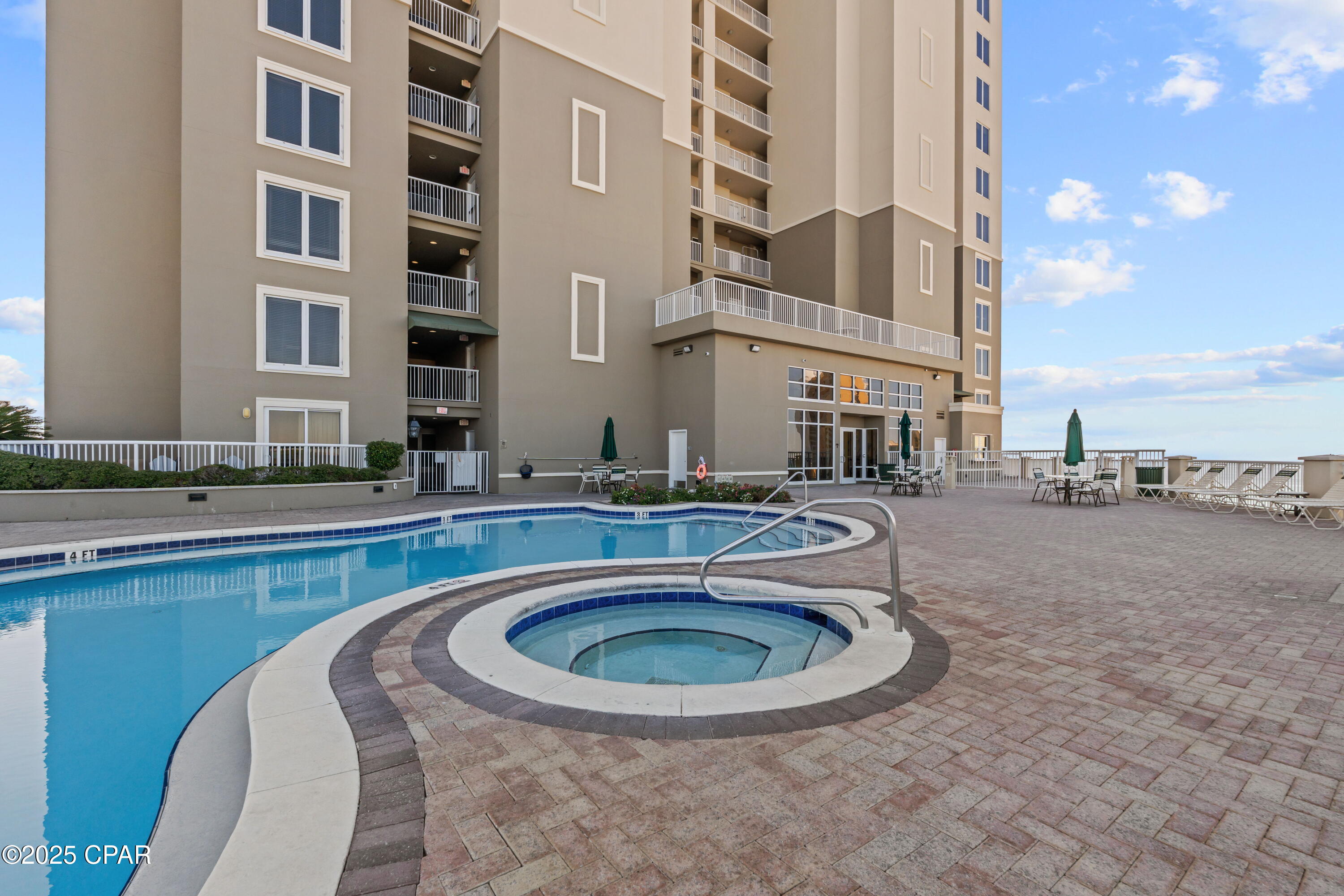 11807 Front Beach Road, 1809