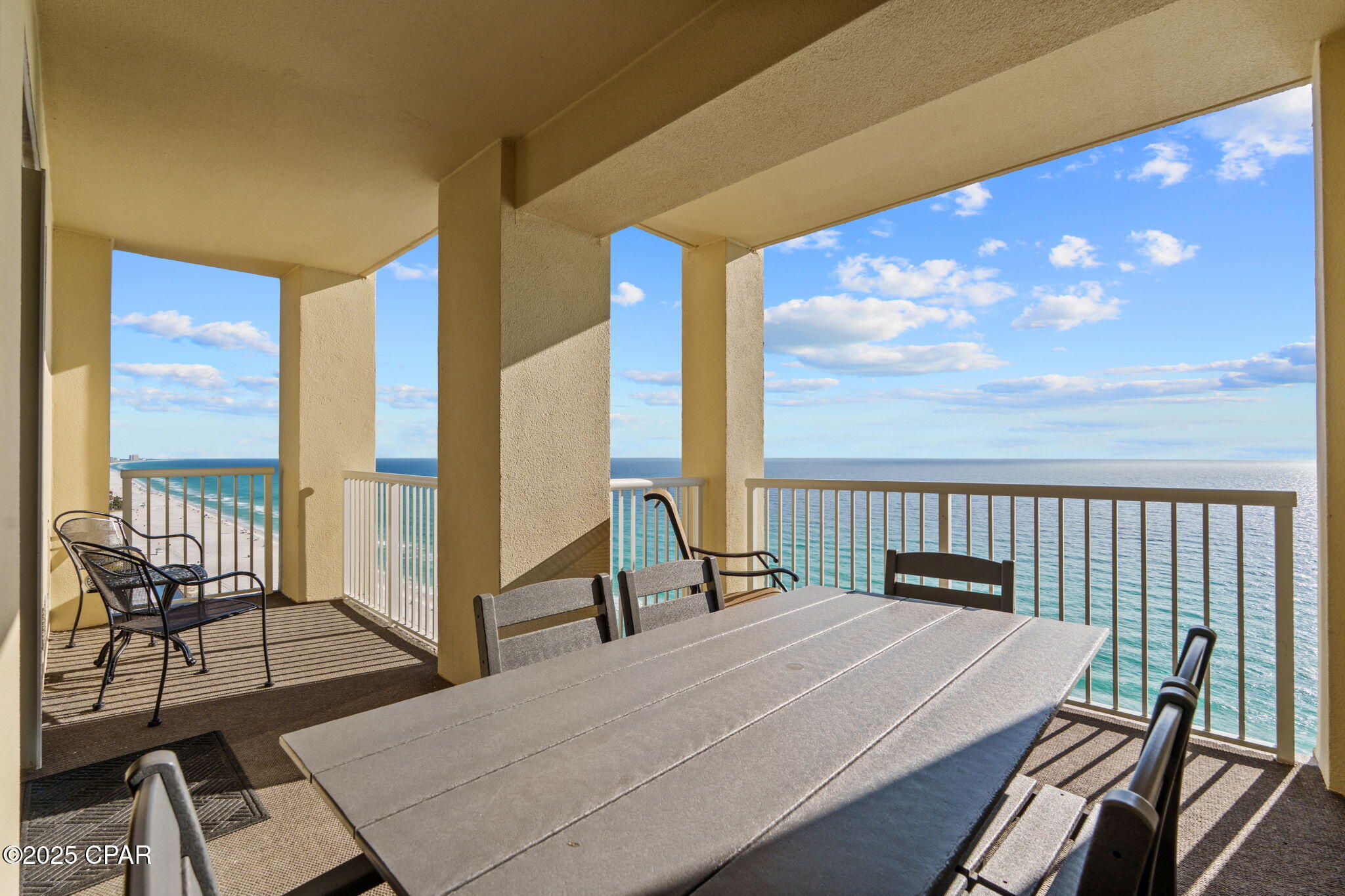 11807 Front Beach Road, 1809