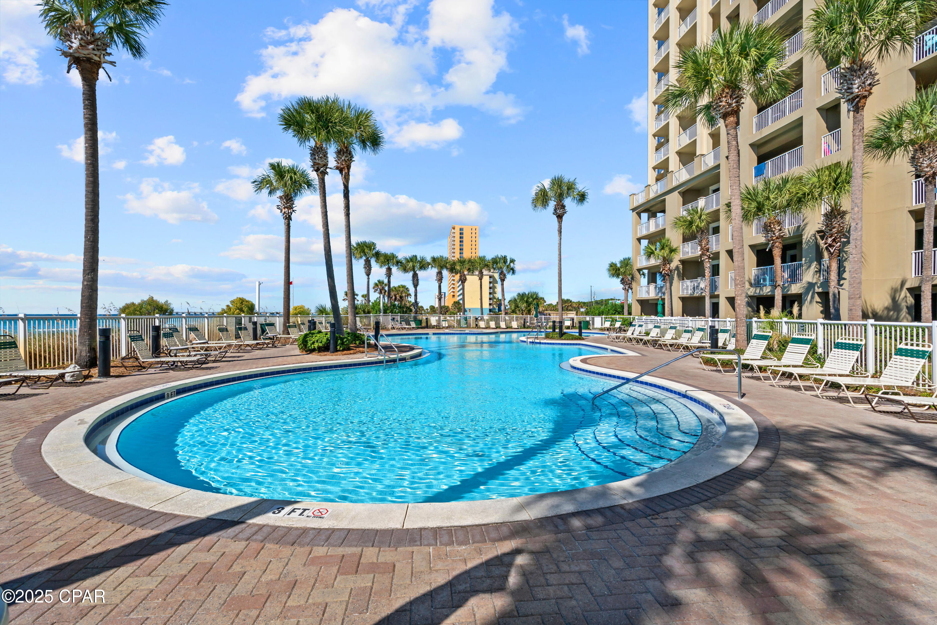 11807 Front Beach Road, 1809
