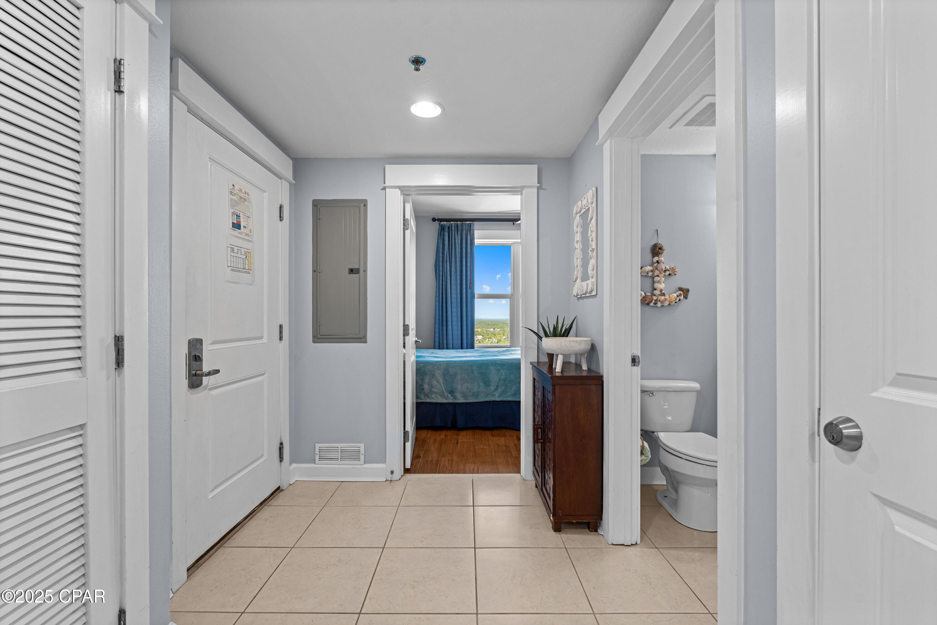 11807 Front Beach Road, 1809