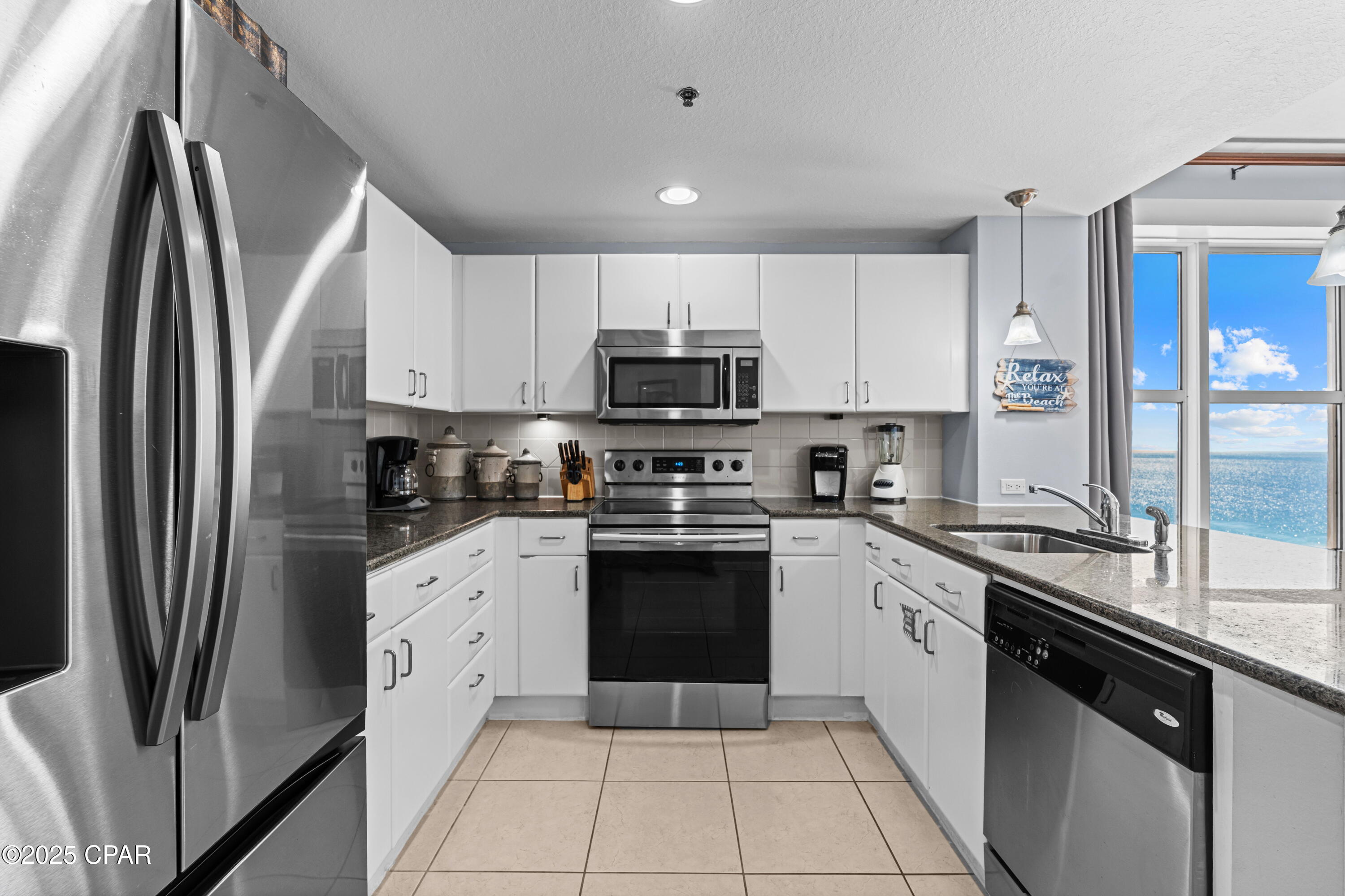 11807 Front Beach Road, 1809