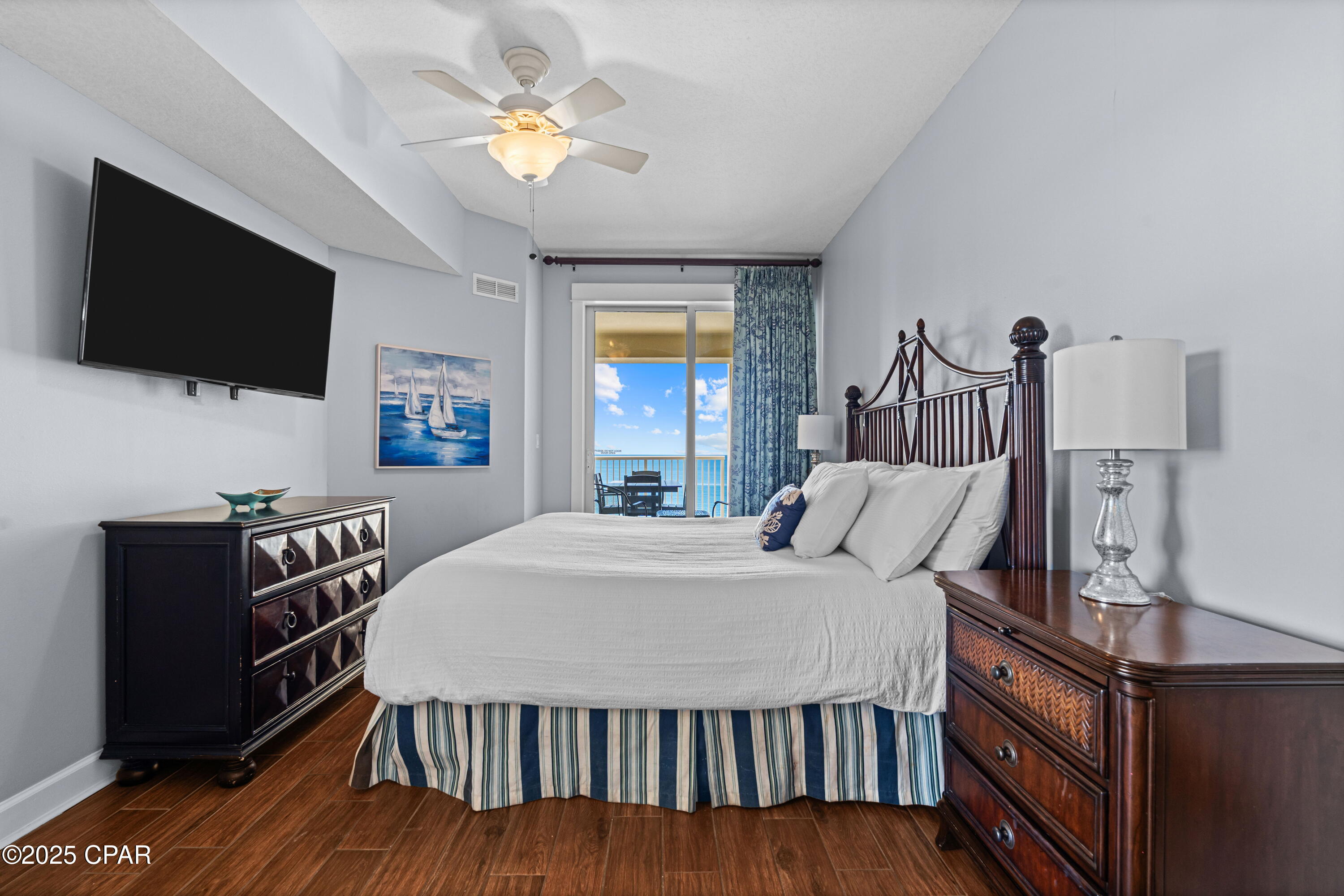 11807 Front Beach Road, 1809